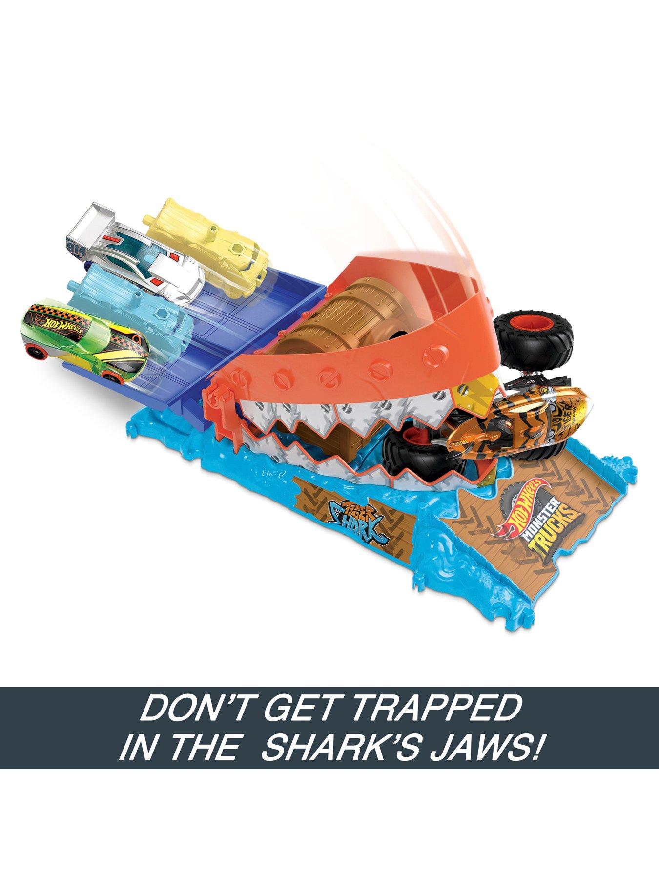 hot-wheels-monster-trucks-shark-treasure-chomp-challenge-playsetback