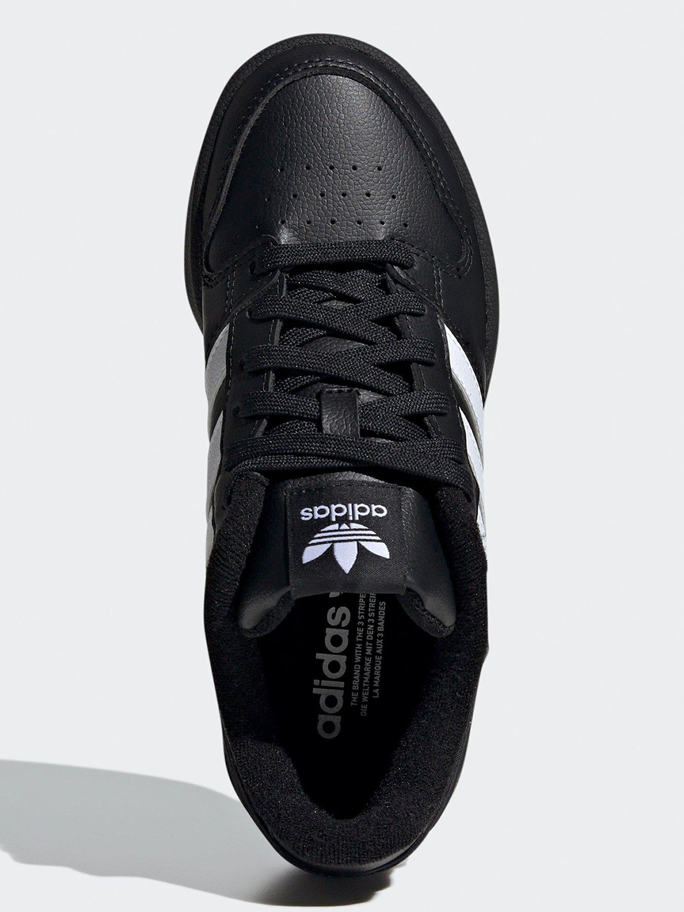 adidas-originals-junior-unisex-team-court-2-trainers-blackwhiteoutfit