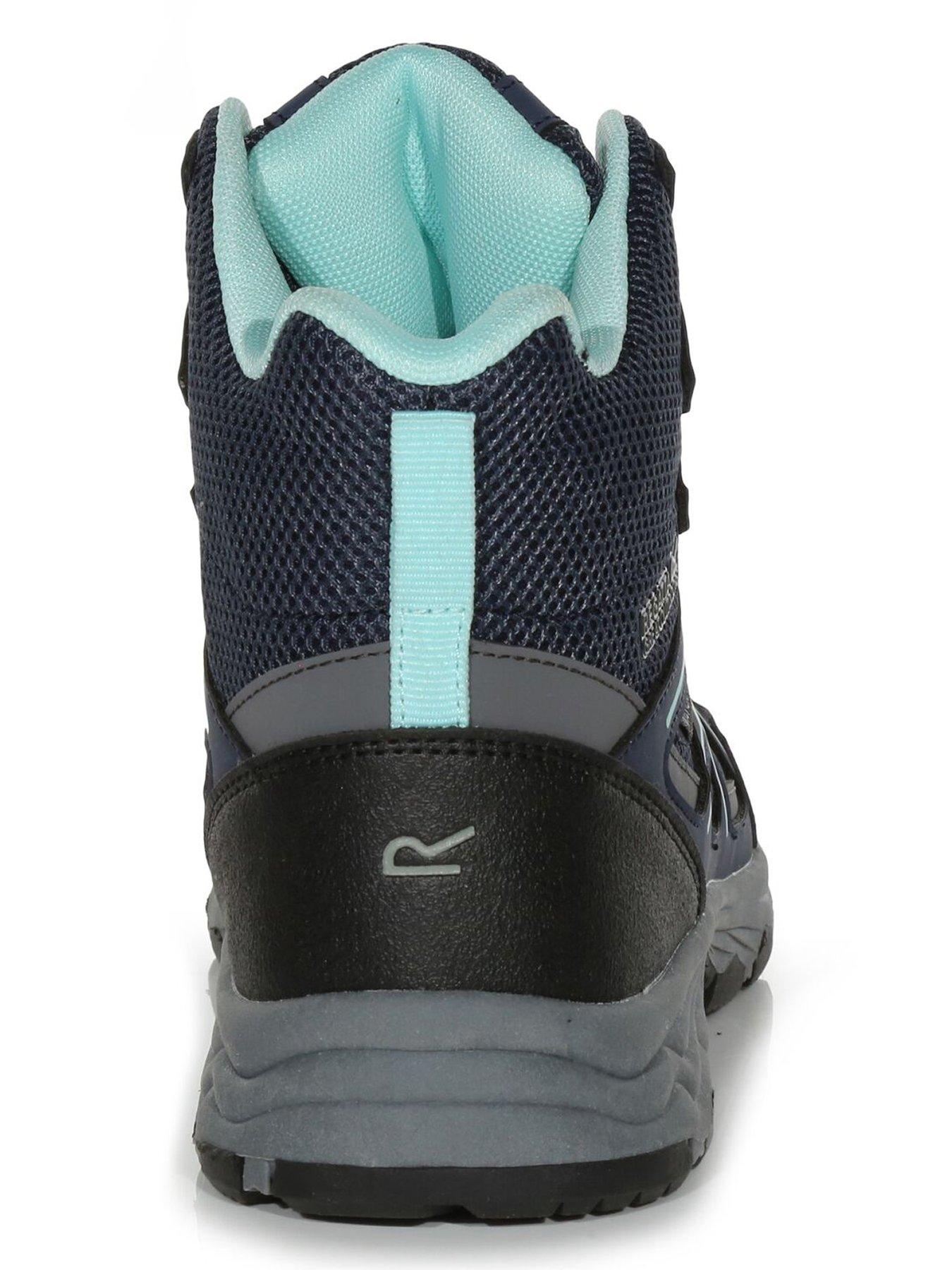 Image 4 of 6 of Regatta Womens Womens Vendeavour Waterproof Walking Boot -navy