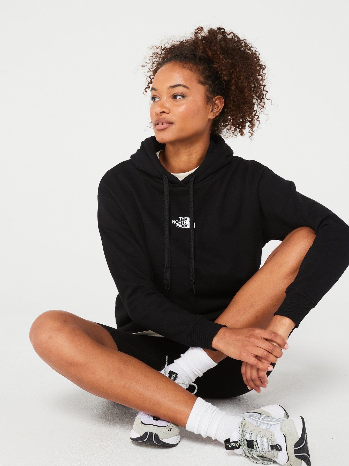 the-north-face-womens-zumu-hoodie-blackoutfit