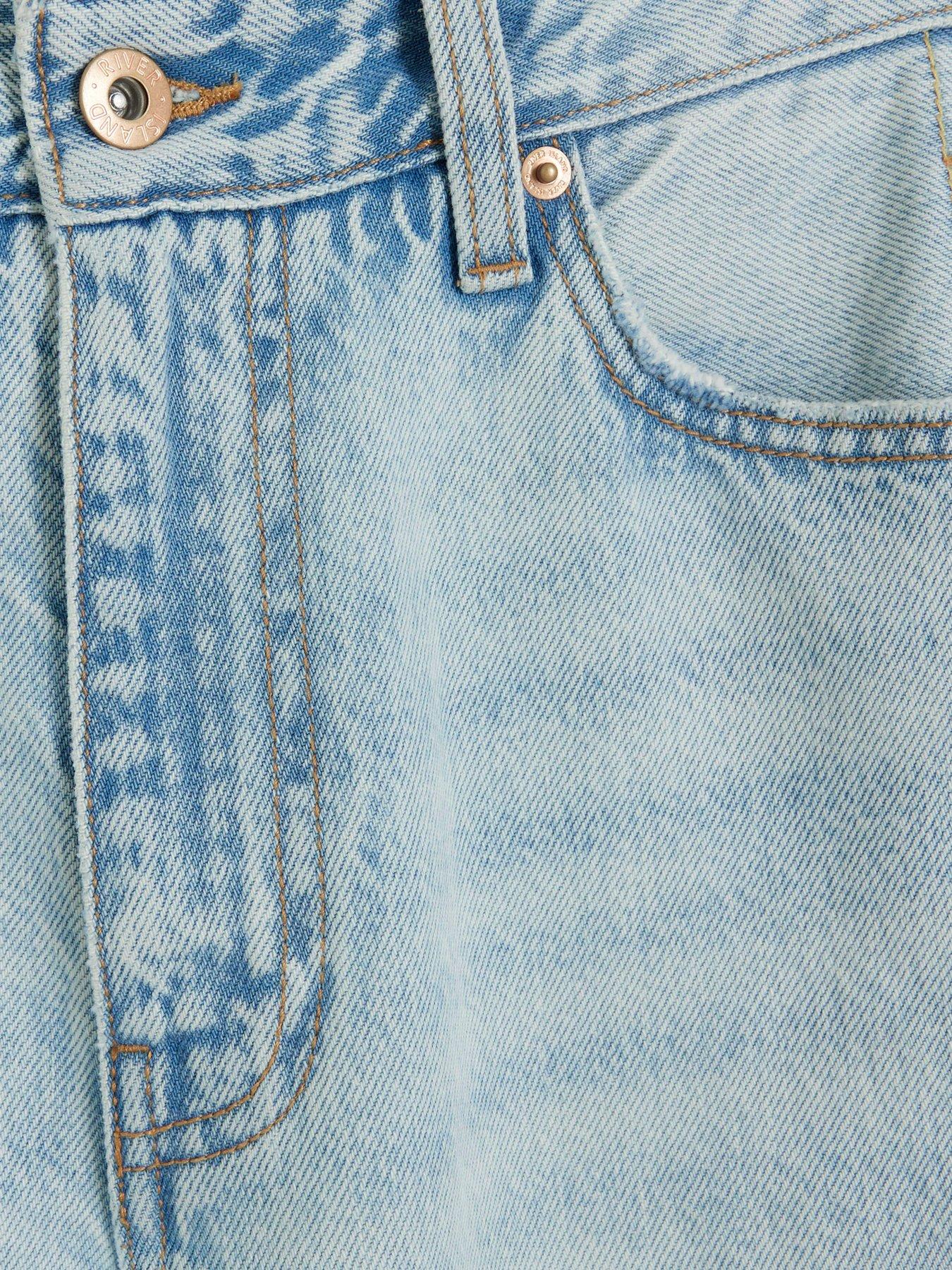 ri-petite-petite-relaxed-straight-leg-jean-light-denimdetail