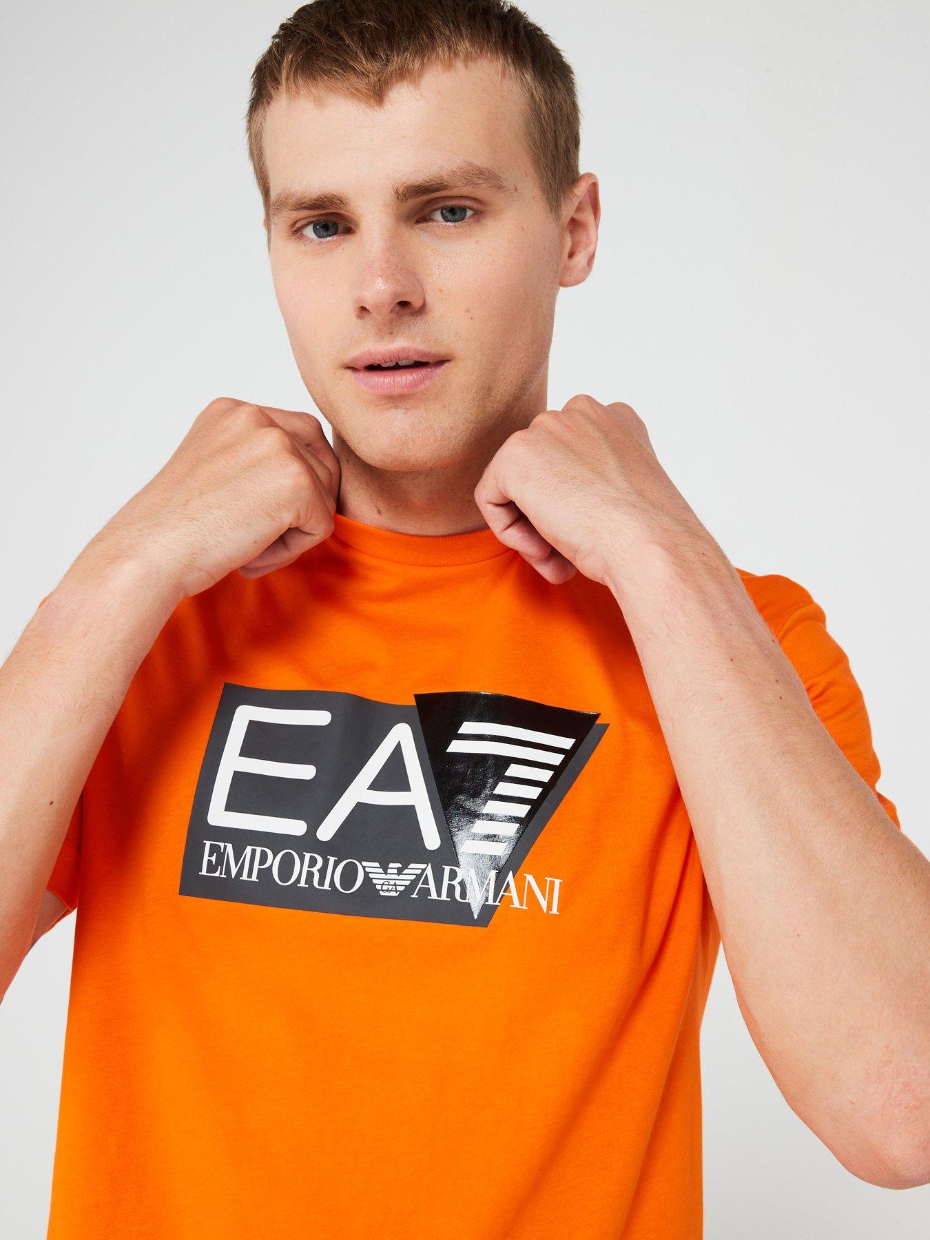 ea7-emporio-armani-visibility-logo-t-shirt-bright-orangeoutfit