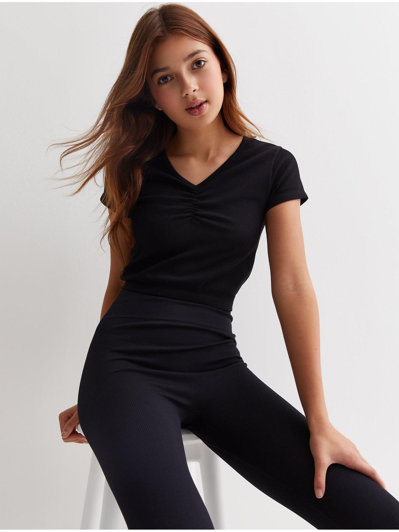 undefined Girls Black Ribbed V Neck Ruched Sports Top