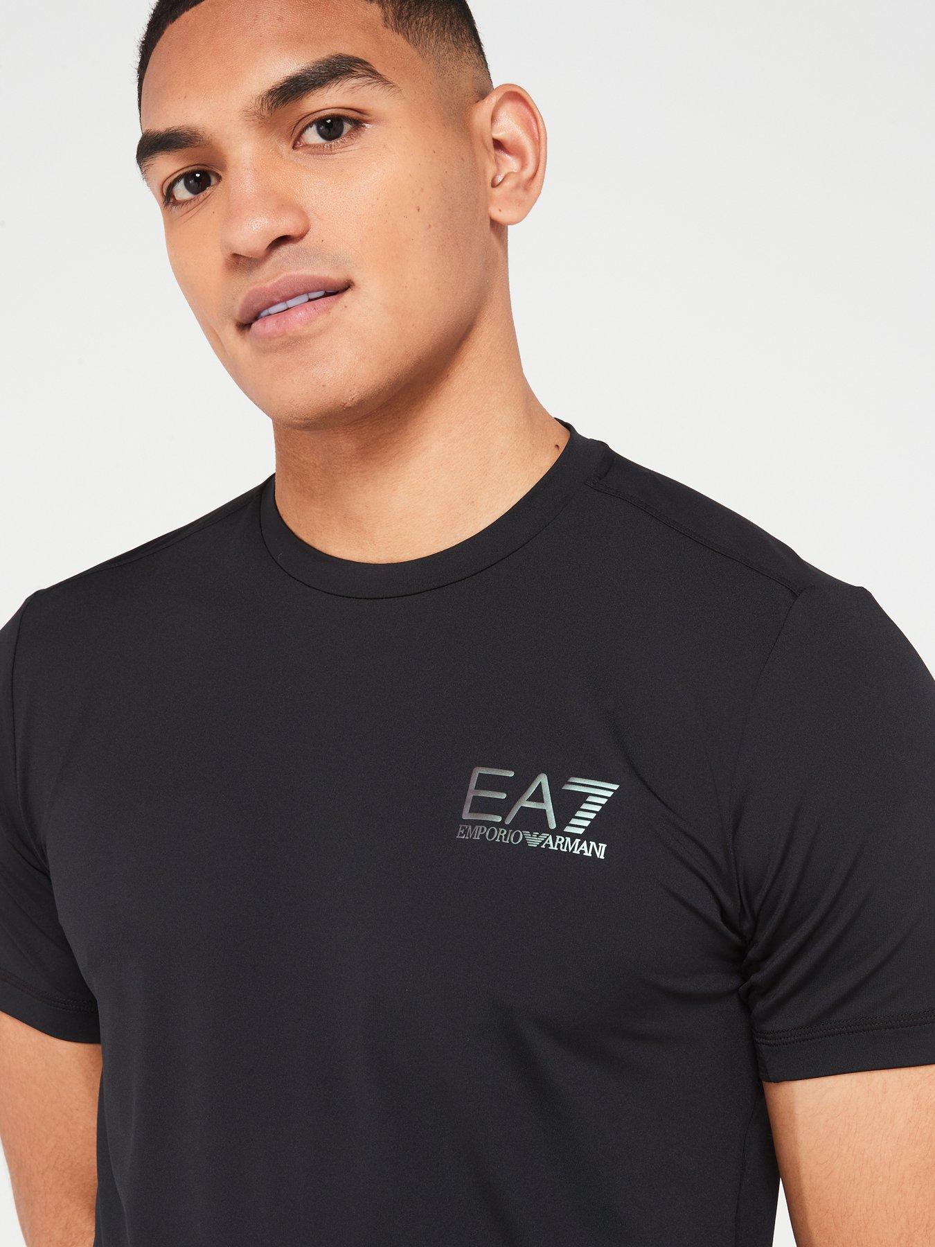 ea7-emporio-armani-ventus7-t-shirt-blackoutfit