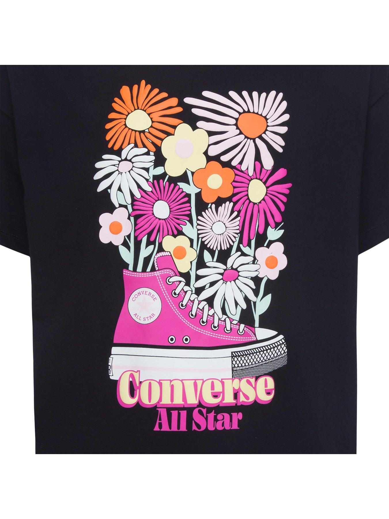 converse-junior-girls-boyfriend-graphic-t-shirt-blackoutfit