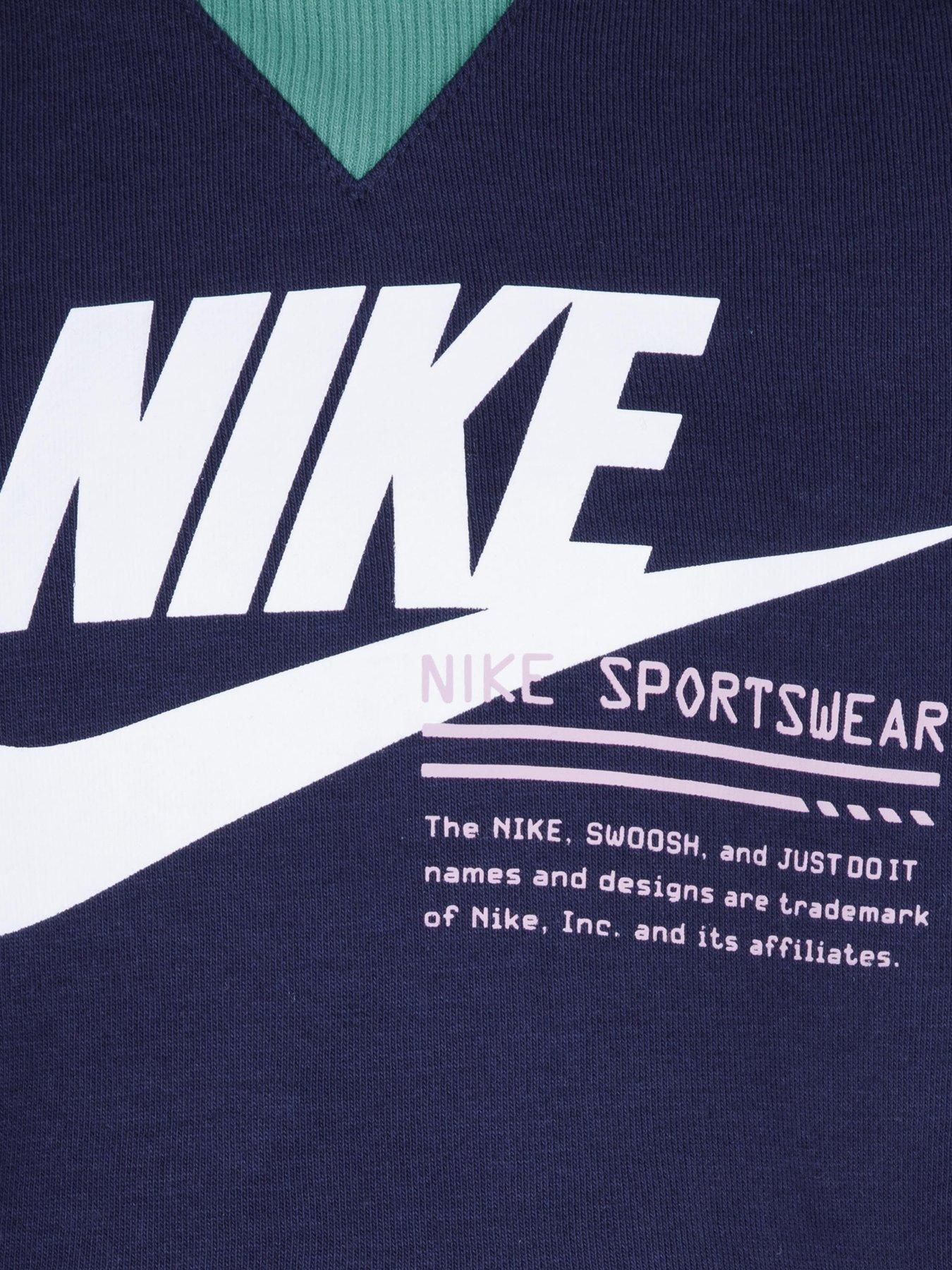 nike-kids-boys-graphic-crew-navydetail