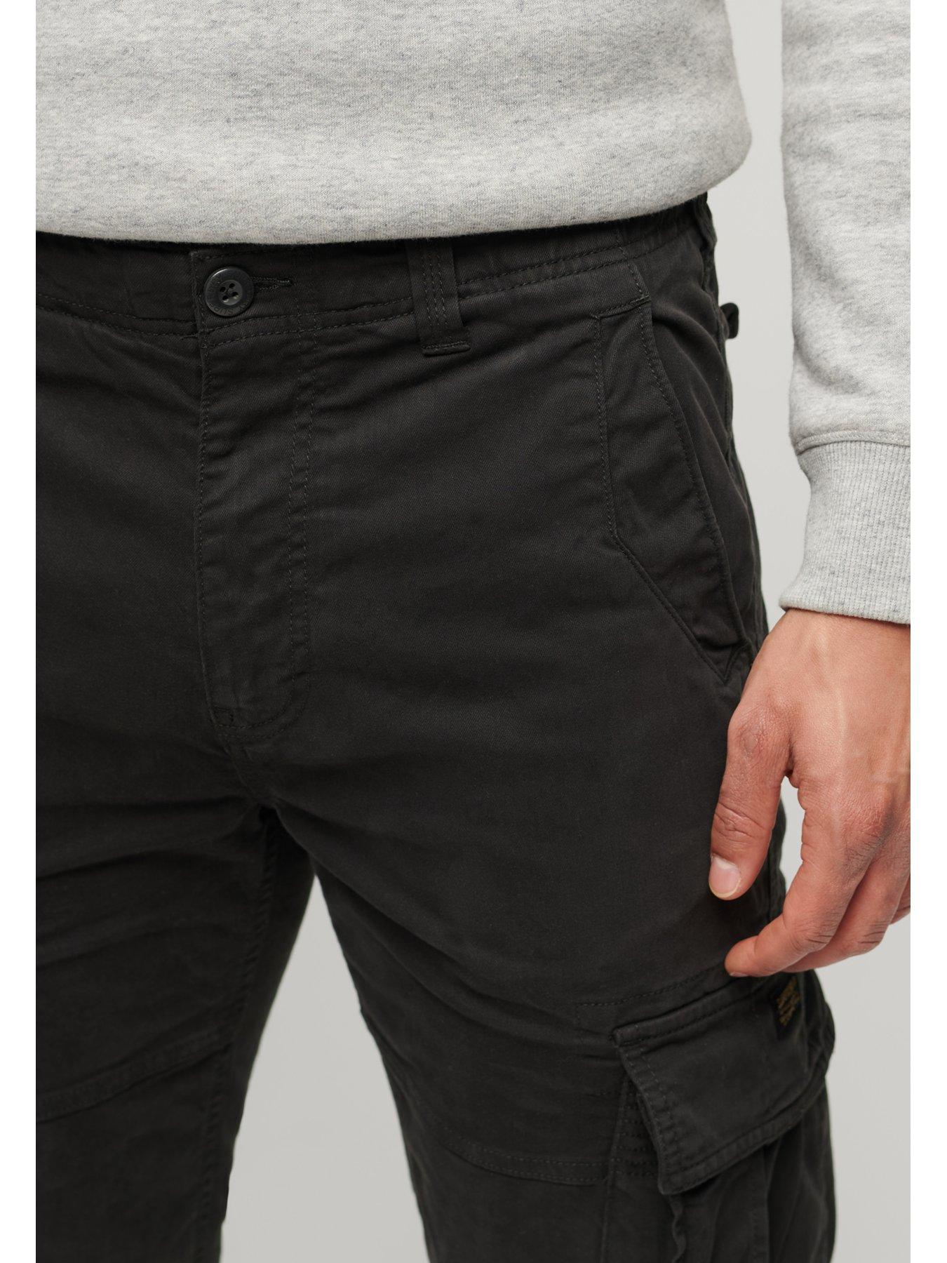 superdry-core-cargo-trousers-blackoutfit