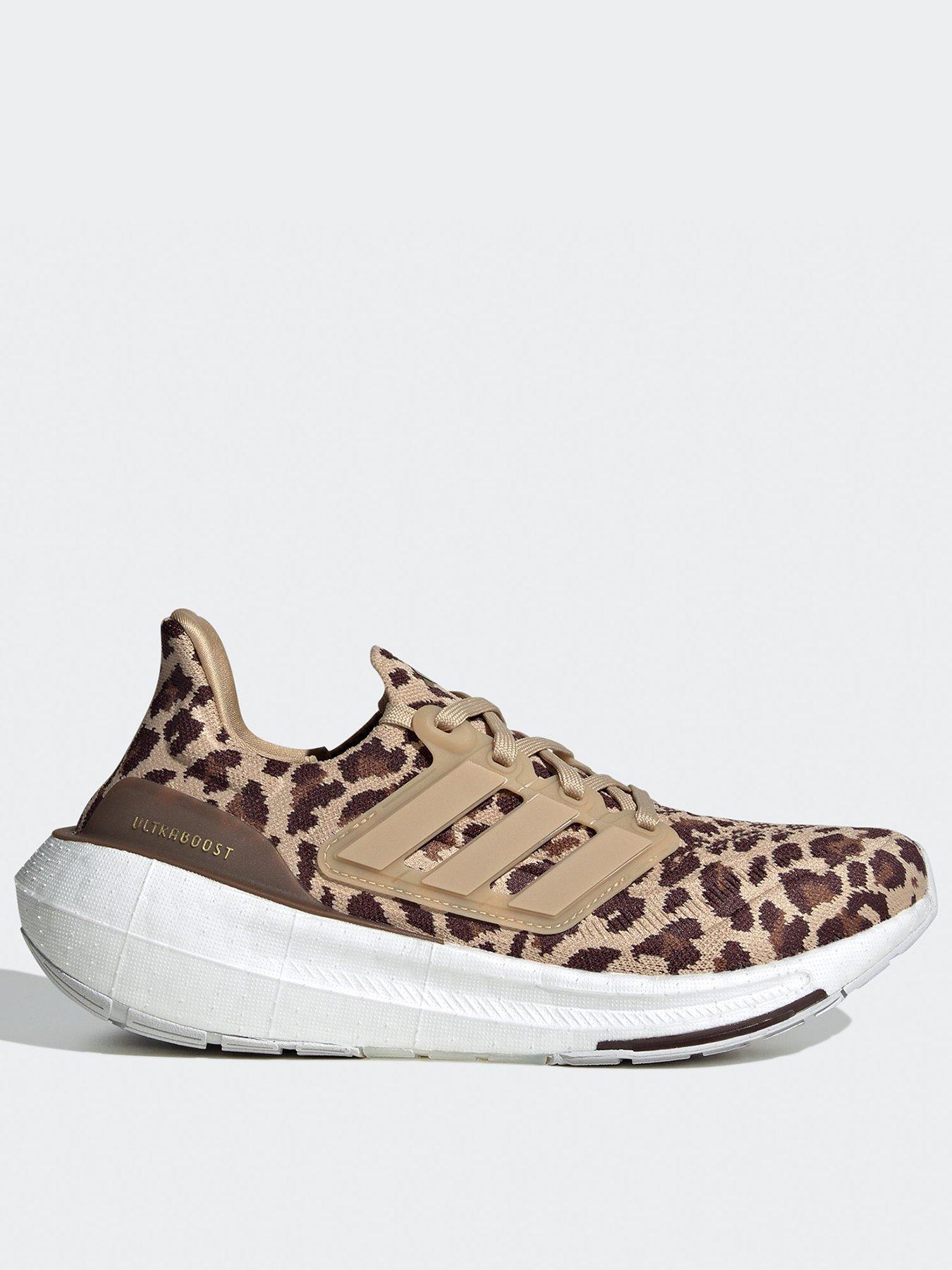 adidas-womens-running-ultraboost-light-trainers-multifront