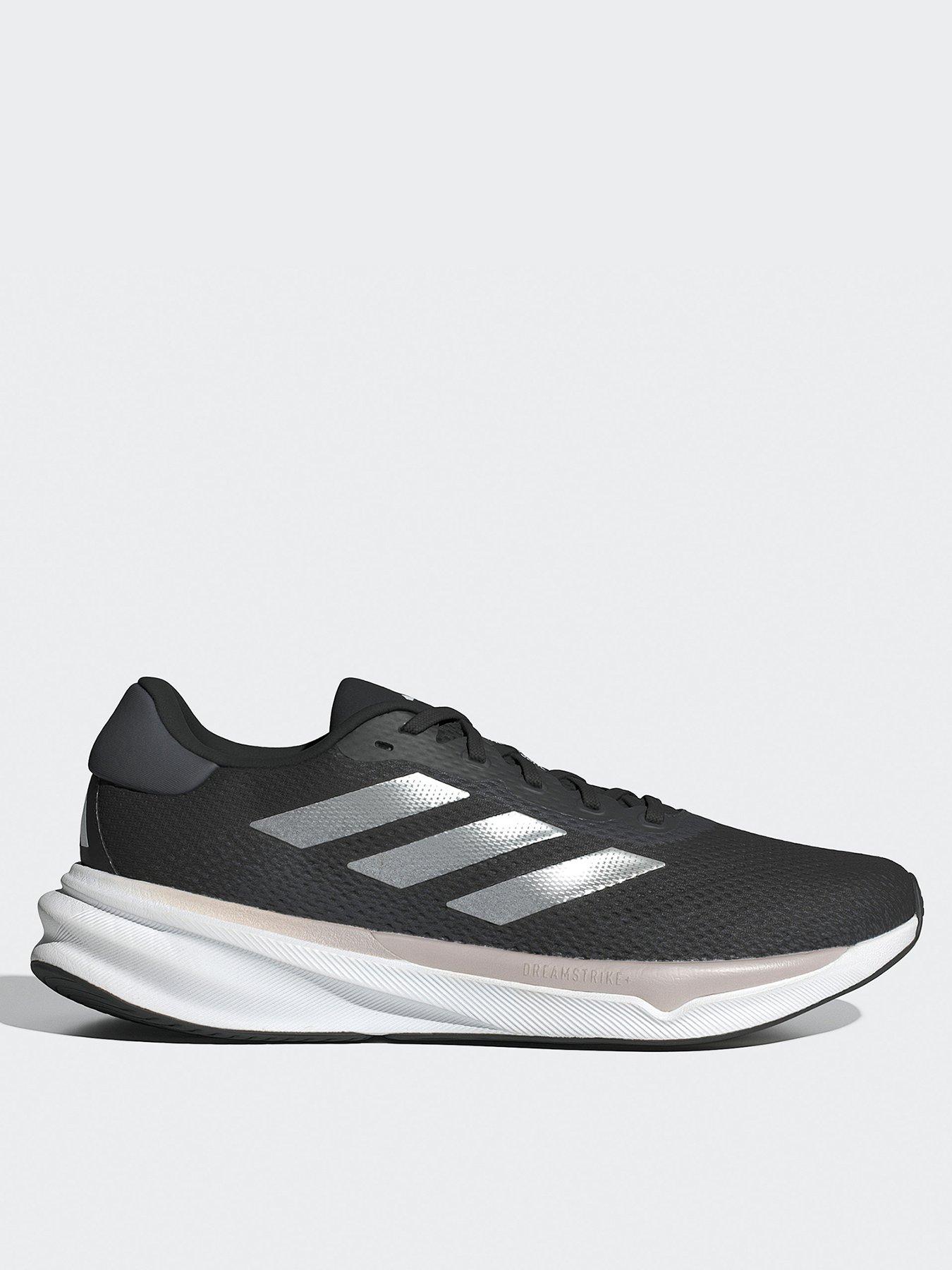 undefined Men's Running Supernova Stride Trainers - Black/White