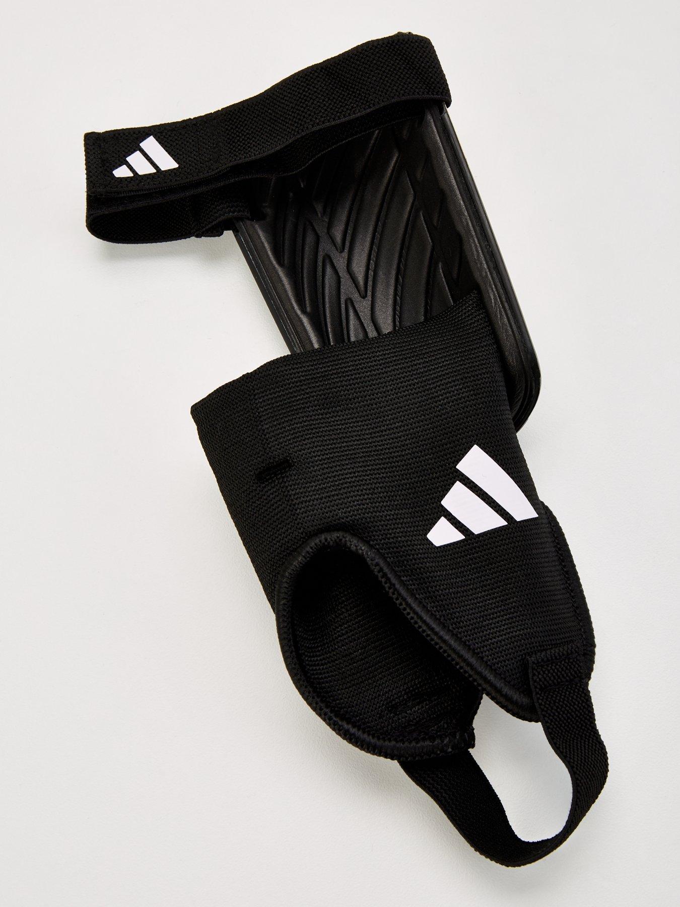 adidas-youth-shinguard--blackdetail