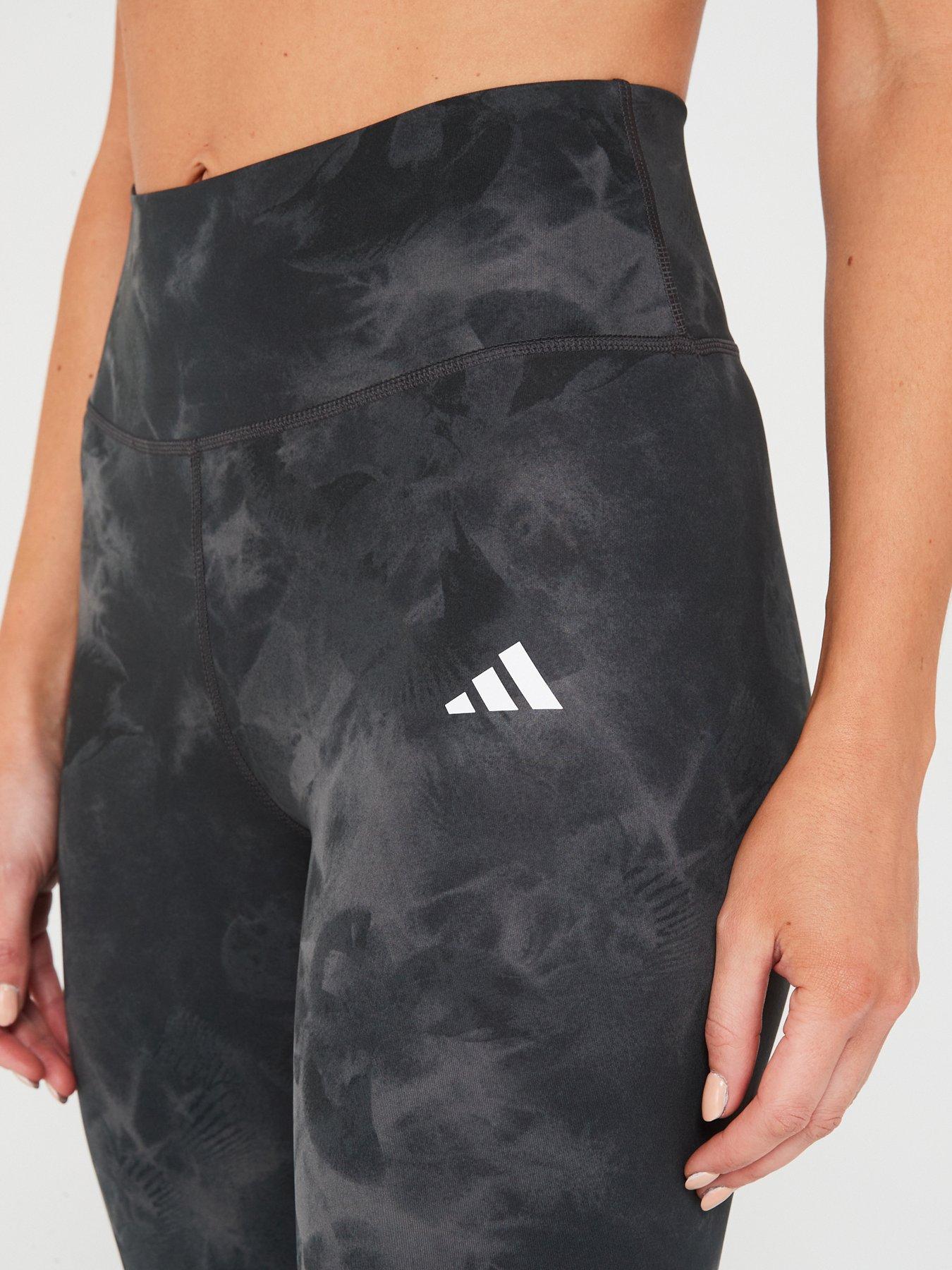 adidas-womens-train-essentials-aopnbspflower-leggings--greyoutfit