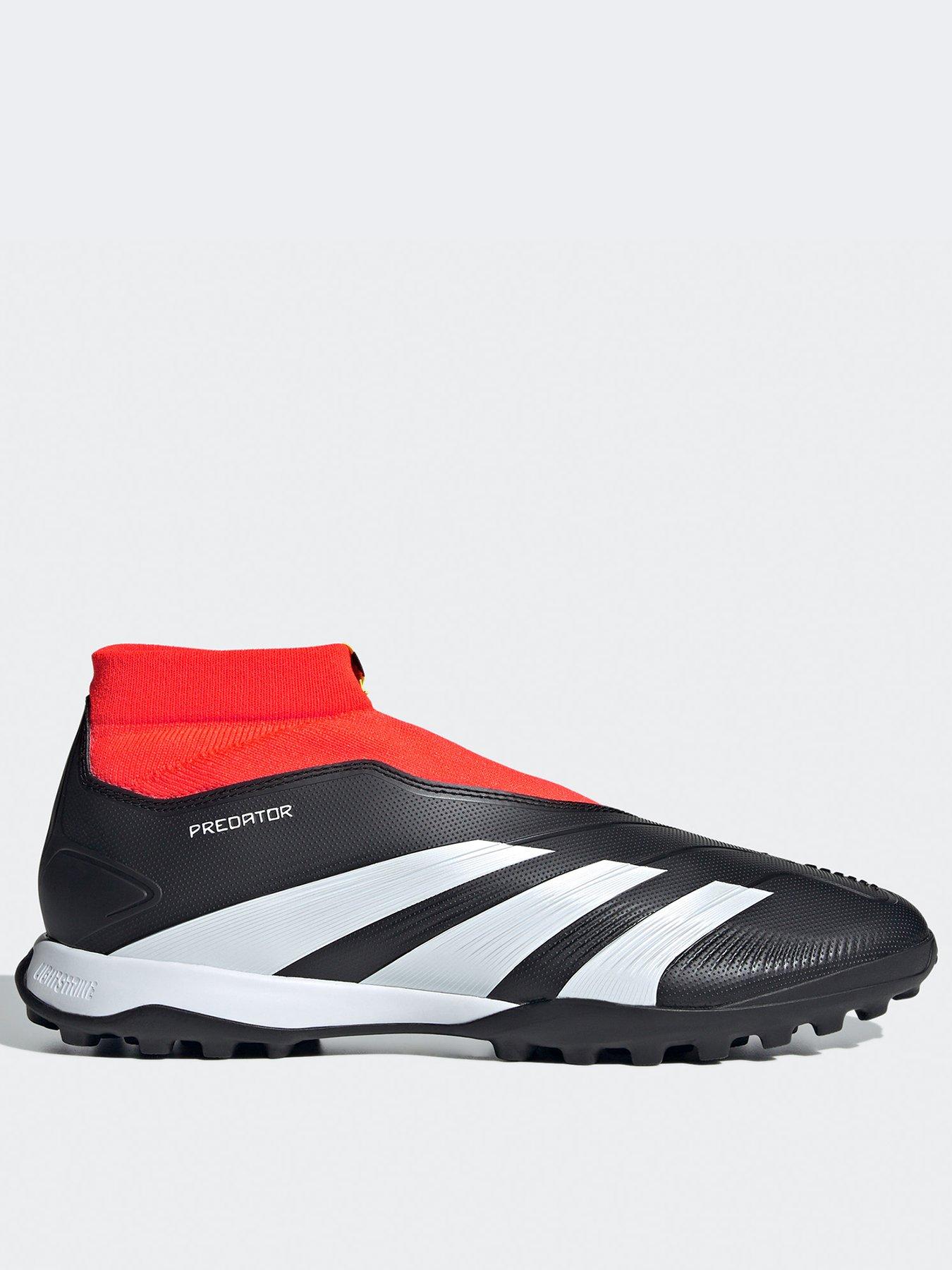 Astro turf hot sale moulded boots