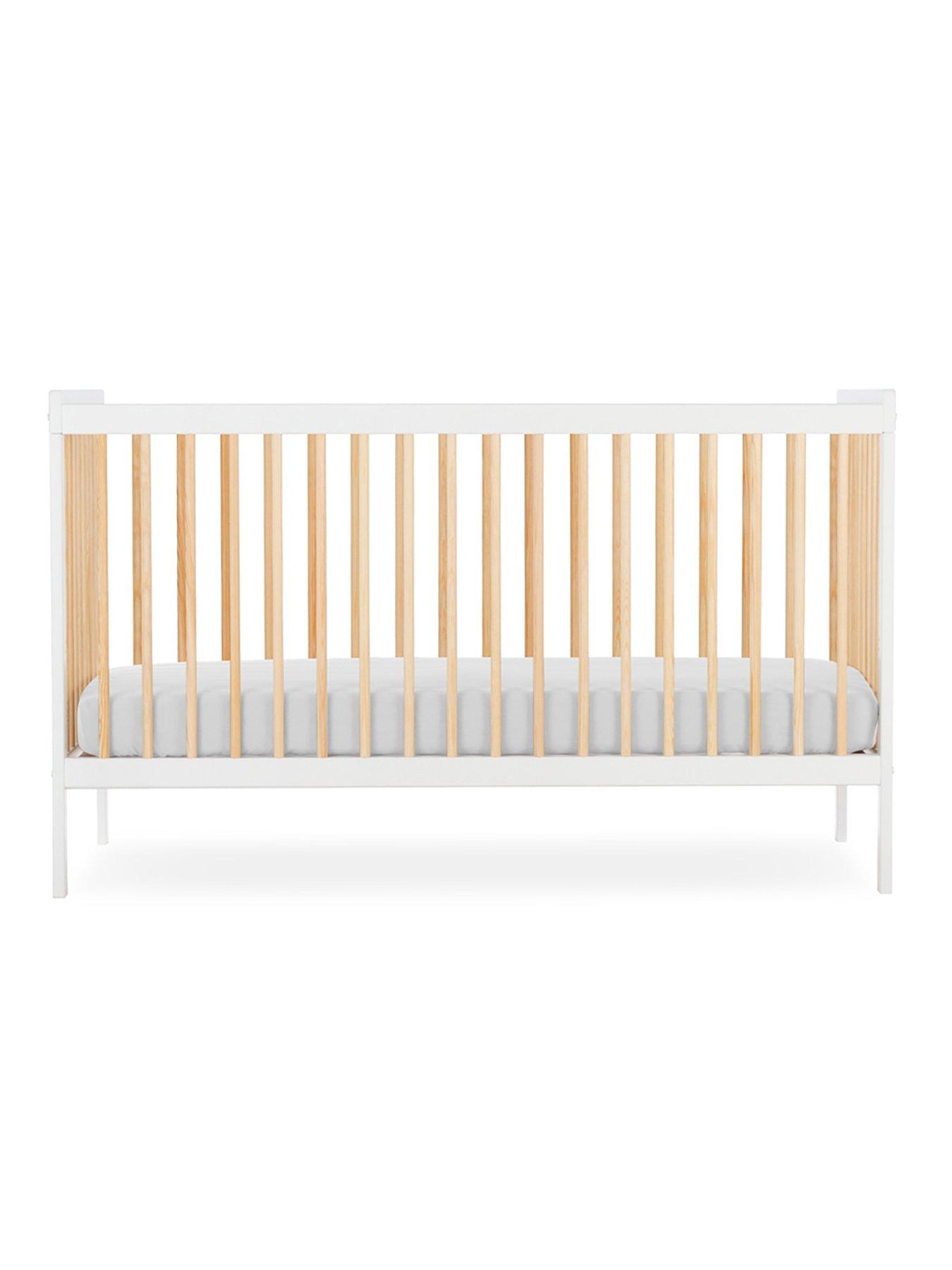 Image 4 of 7 of CuddleCo Nola Cot bed - White/ Natural