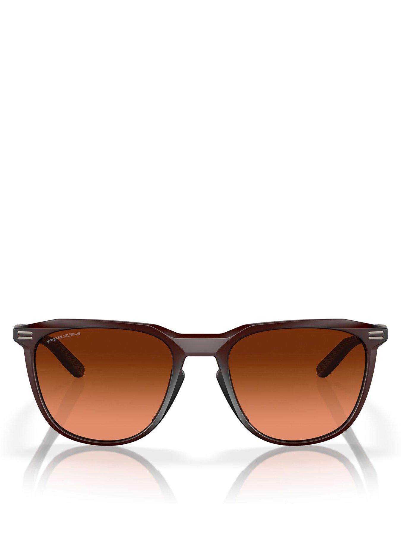 oakley-thurso-square-sunglassesoutfit