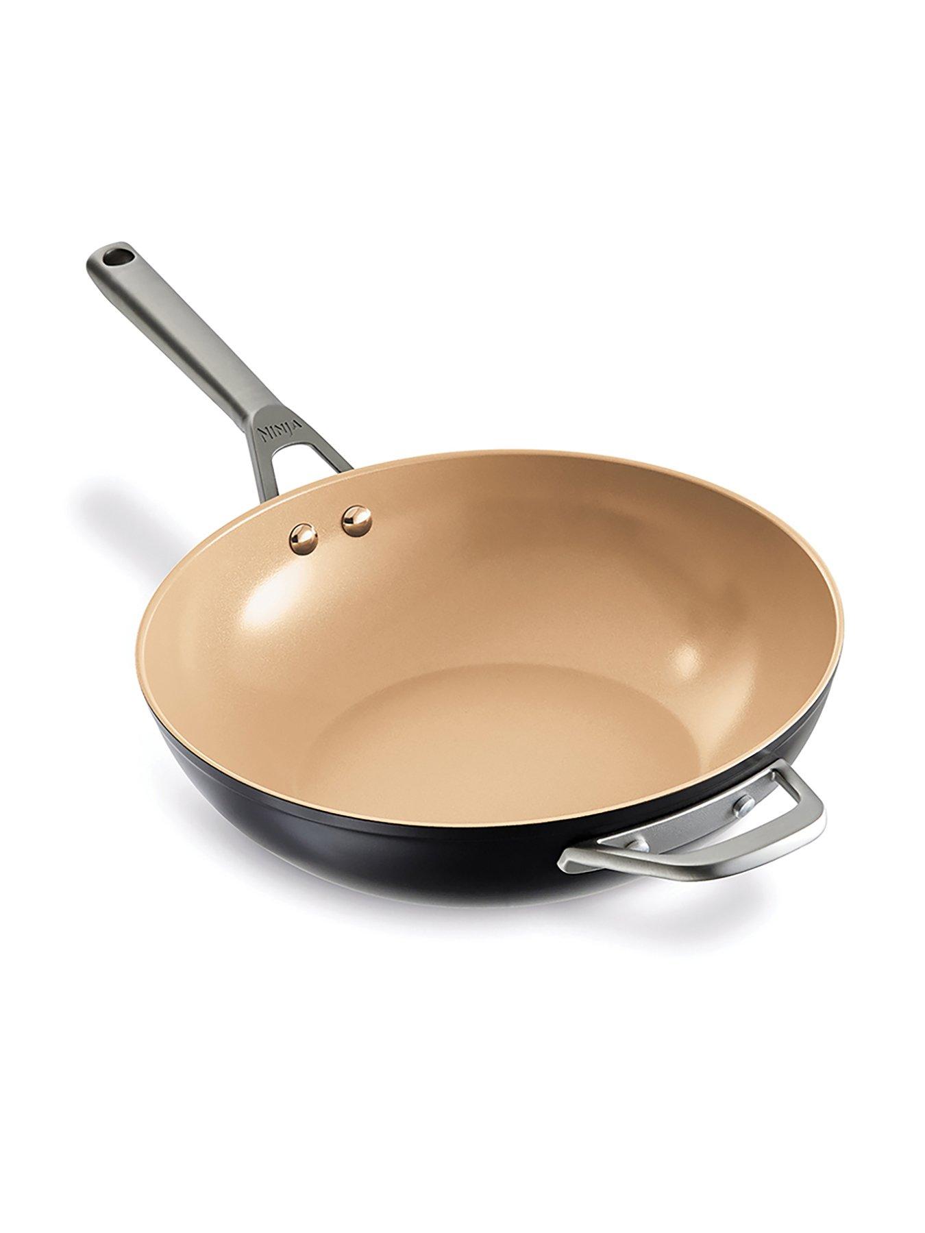 ninja-ceramic-wok-28cm-cw90928ukstillFront