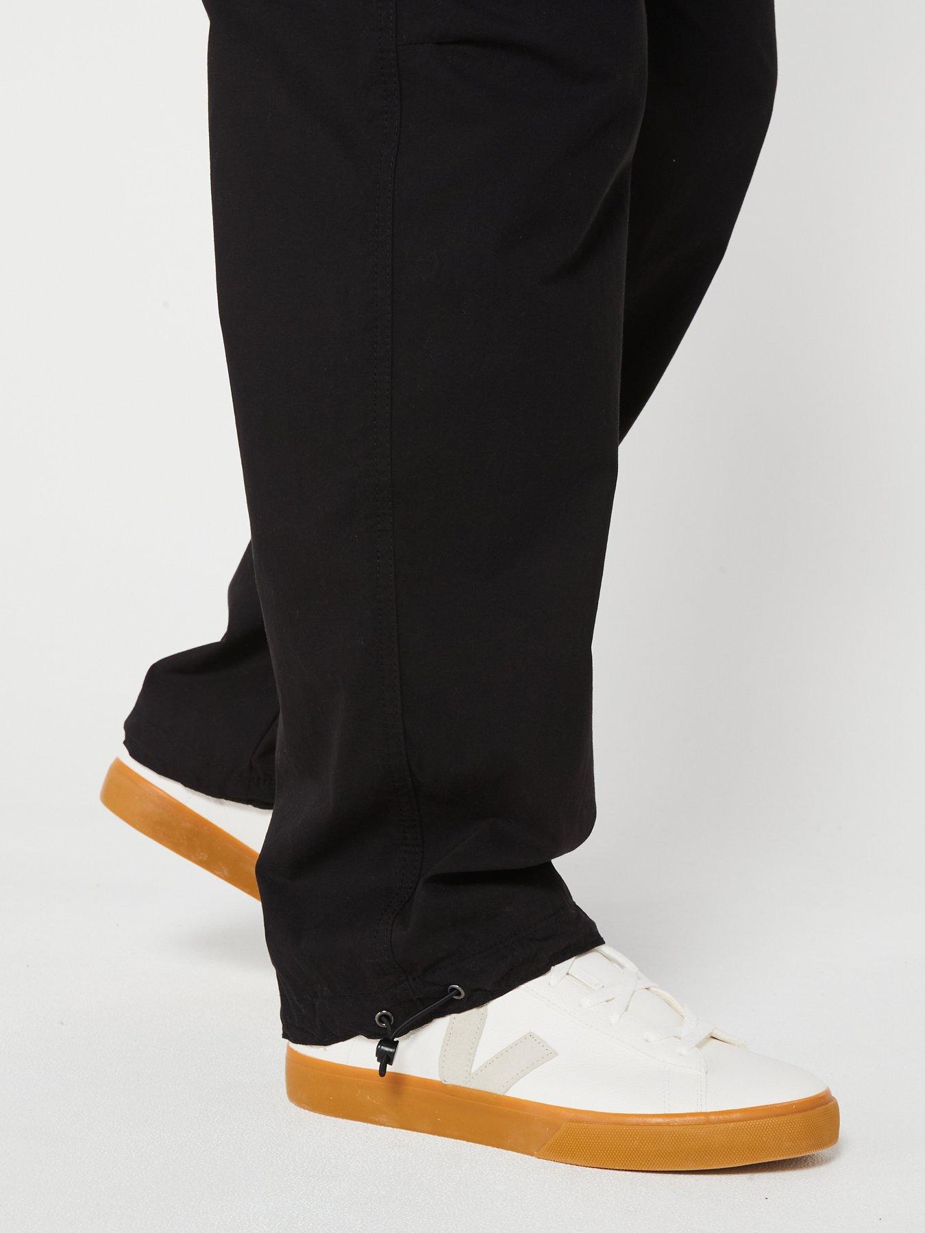 very-man-loose-fit-cargo-trouser-blackdetail