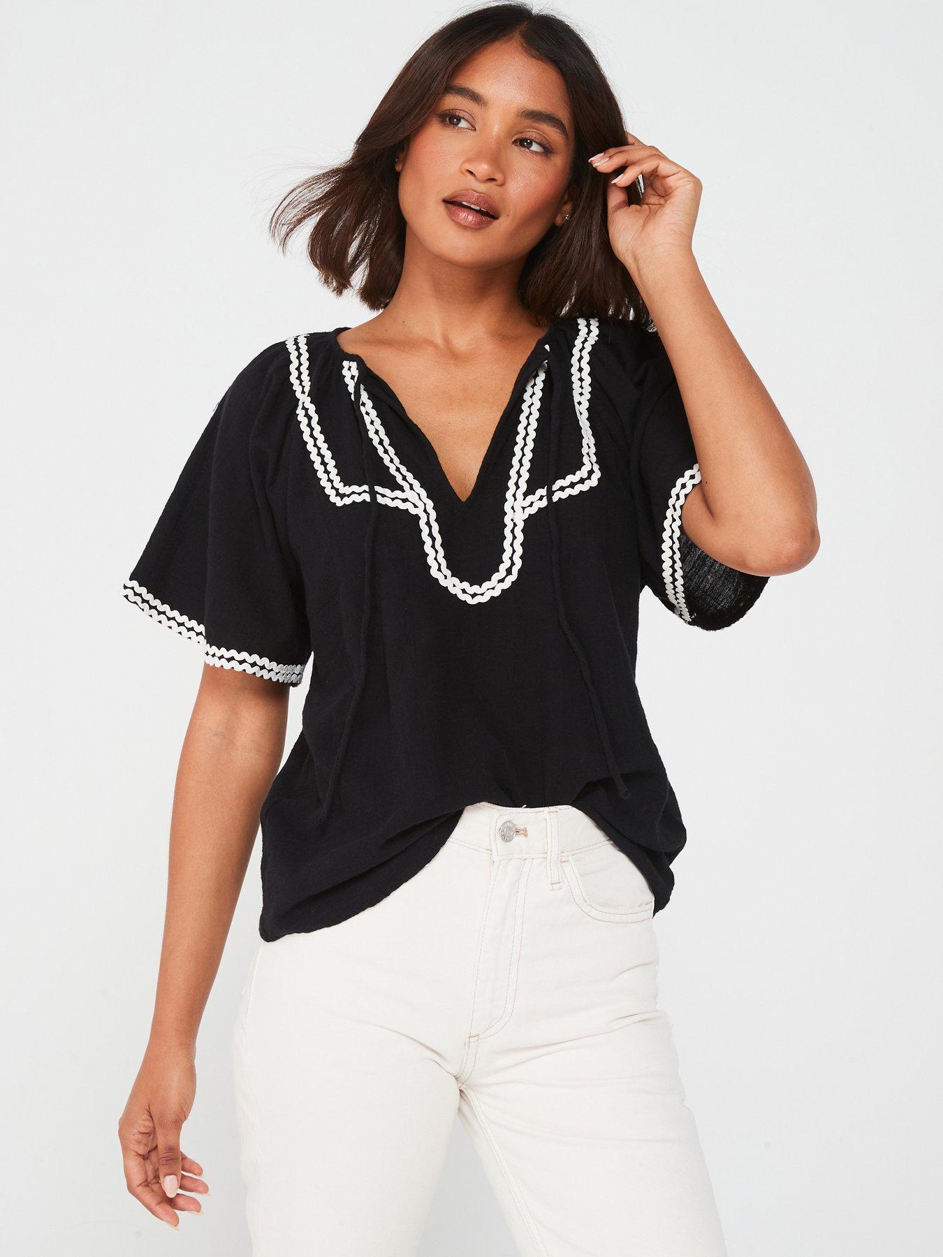 vila-stitch-detail-blouse-black