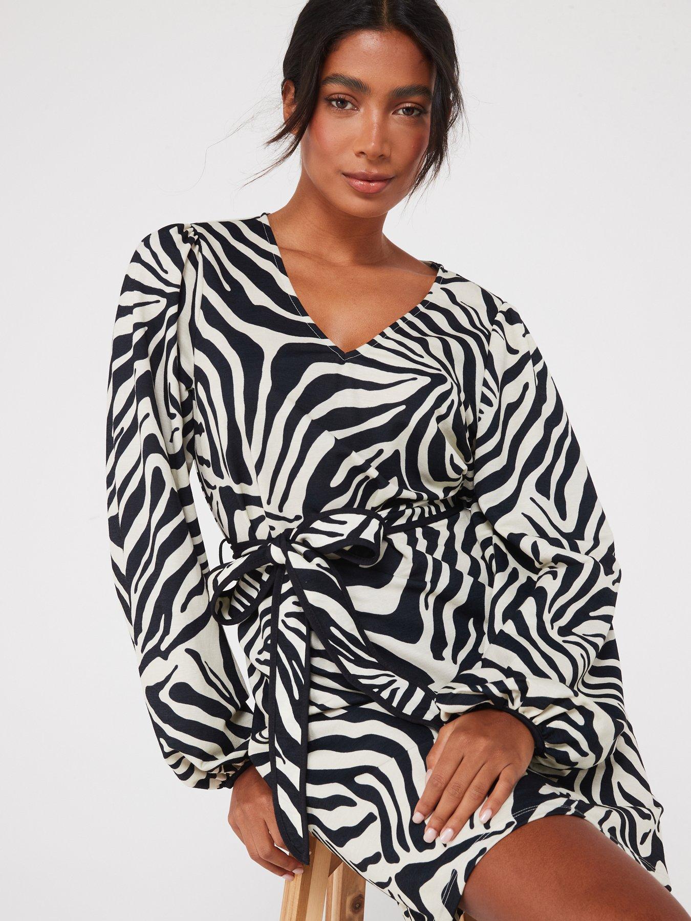 vila-zebra-print-v-neck-mini-dress-blackoutfit