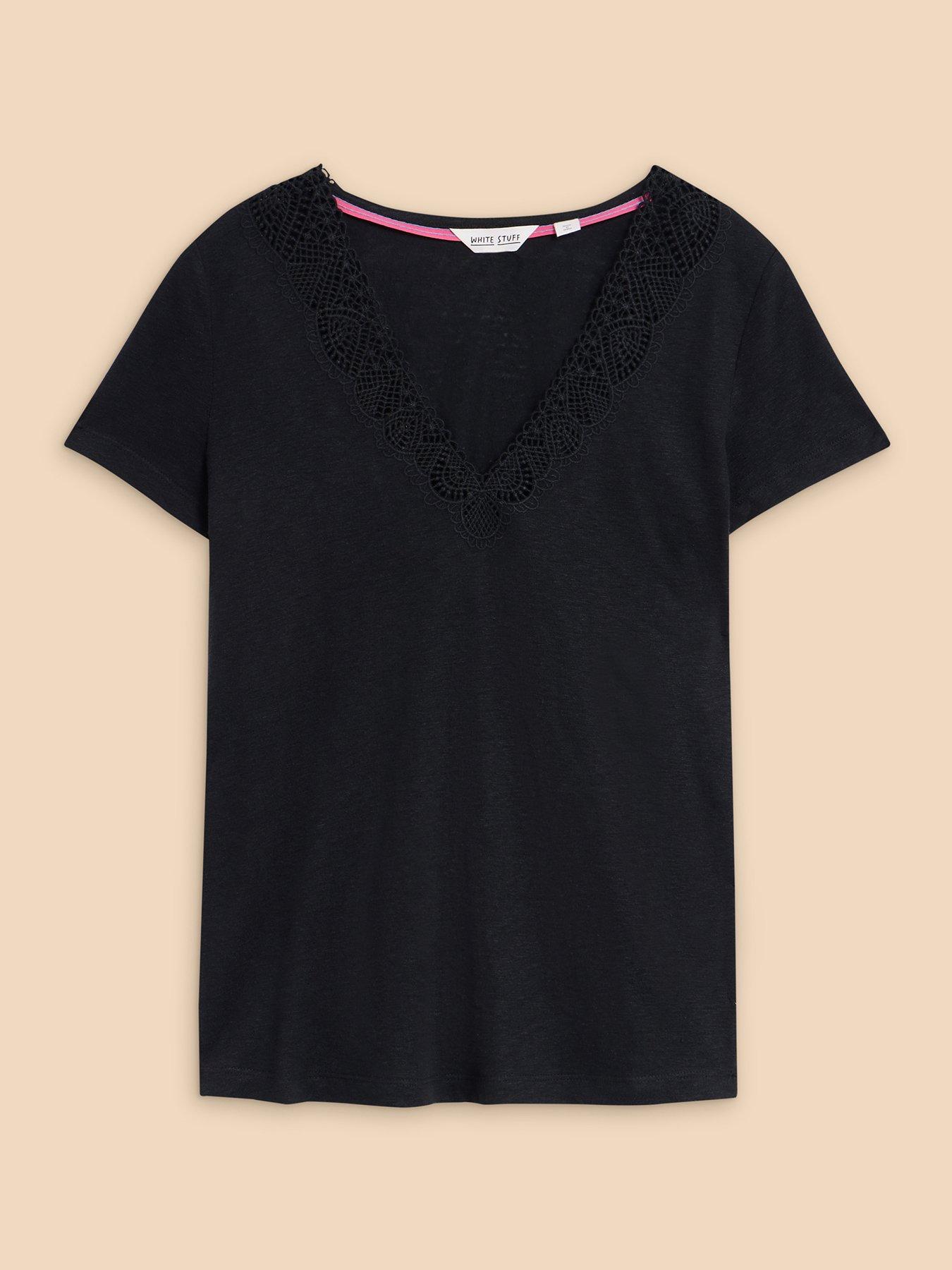 white-stuff-ellie-lace-t-shirt-blackoutfit