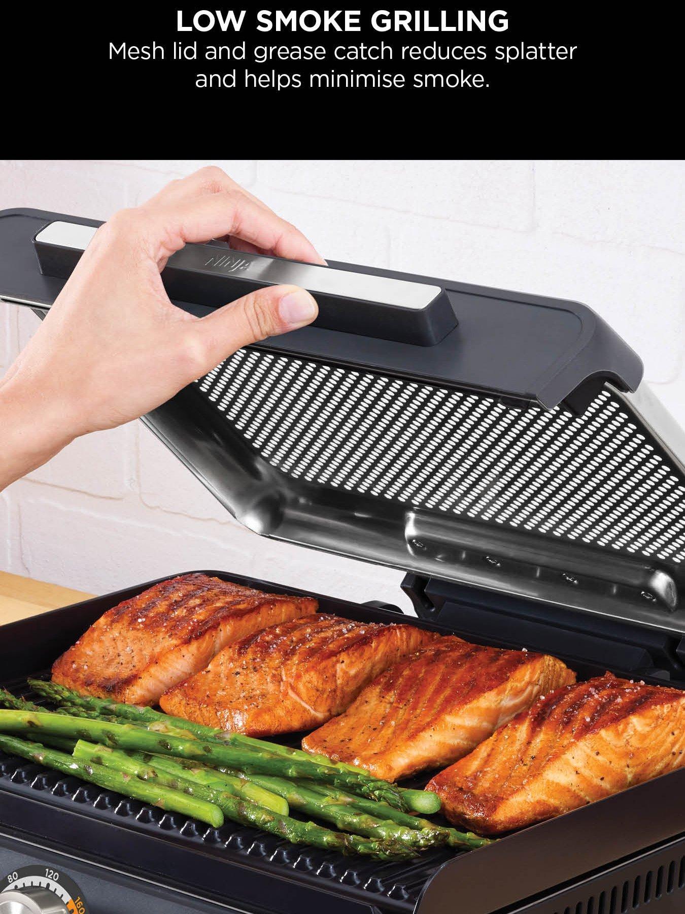 Image 3 of 7 of NINJA Ninja Sizzle Low Smoke Indoor Grill &amp; Flat Plate GR101UK