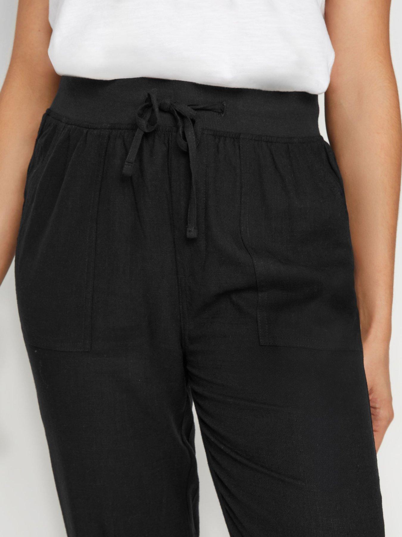 mco-black-linen-crop-joggersoutfit