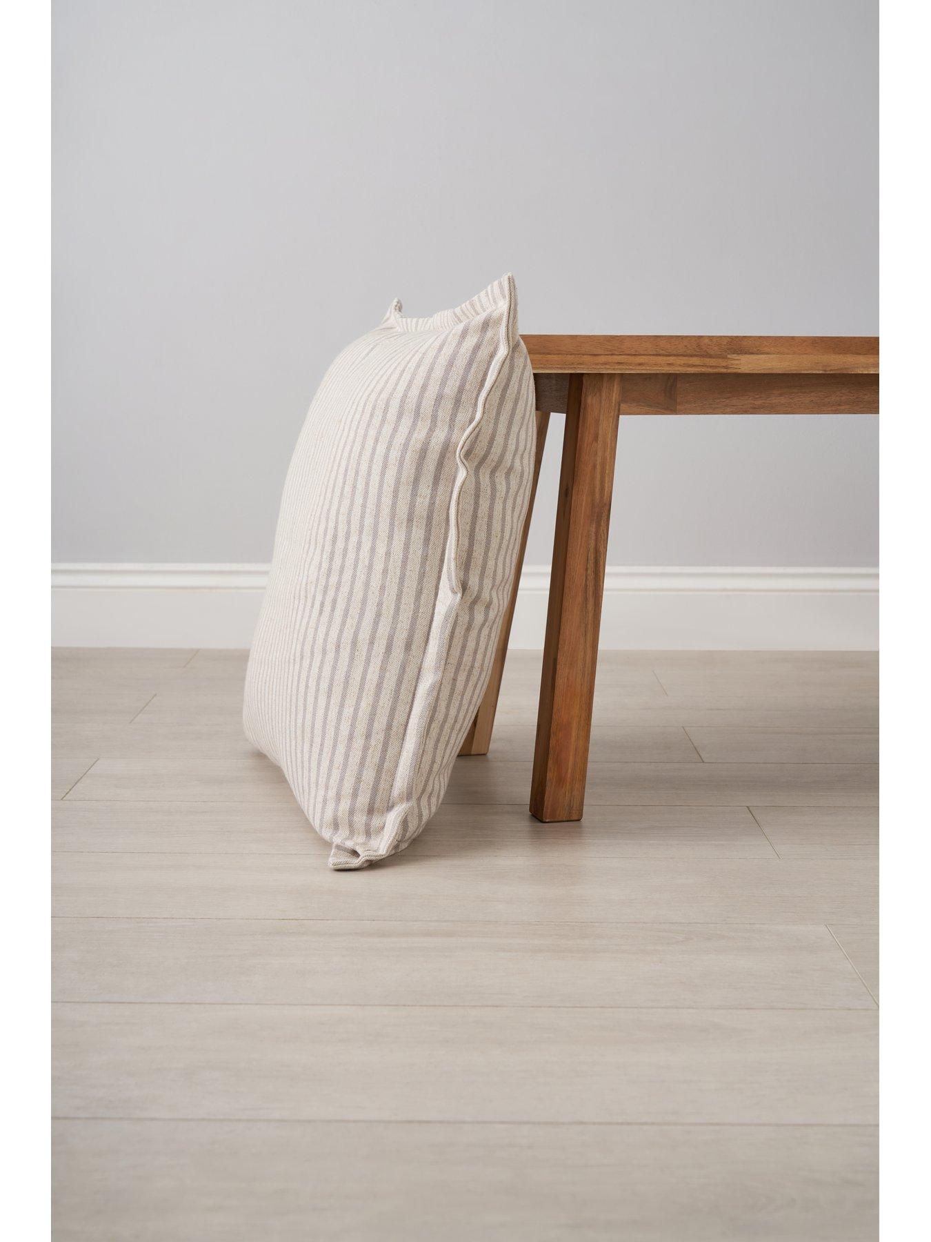 Image 3 of 6 of The Very Collection Martha Cushion
