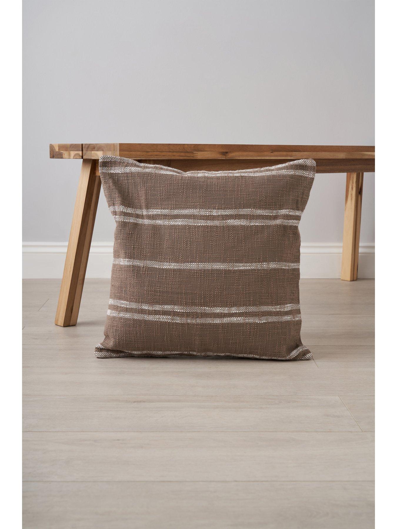 Image 5 of 6 of The Very Collection Riga Cushion