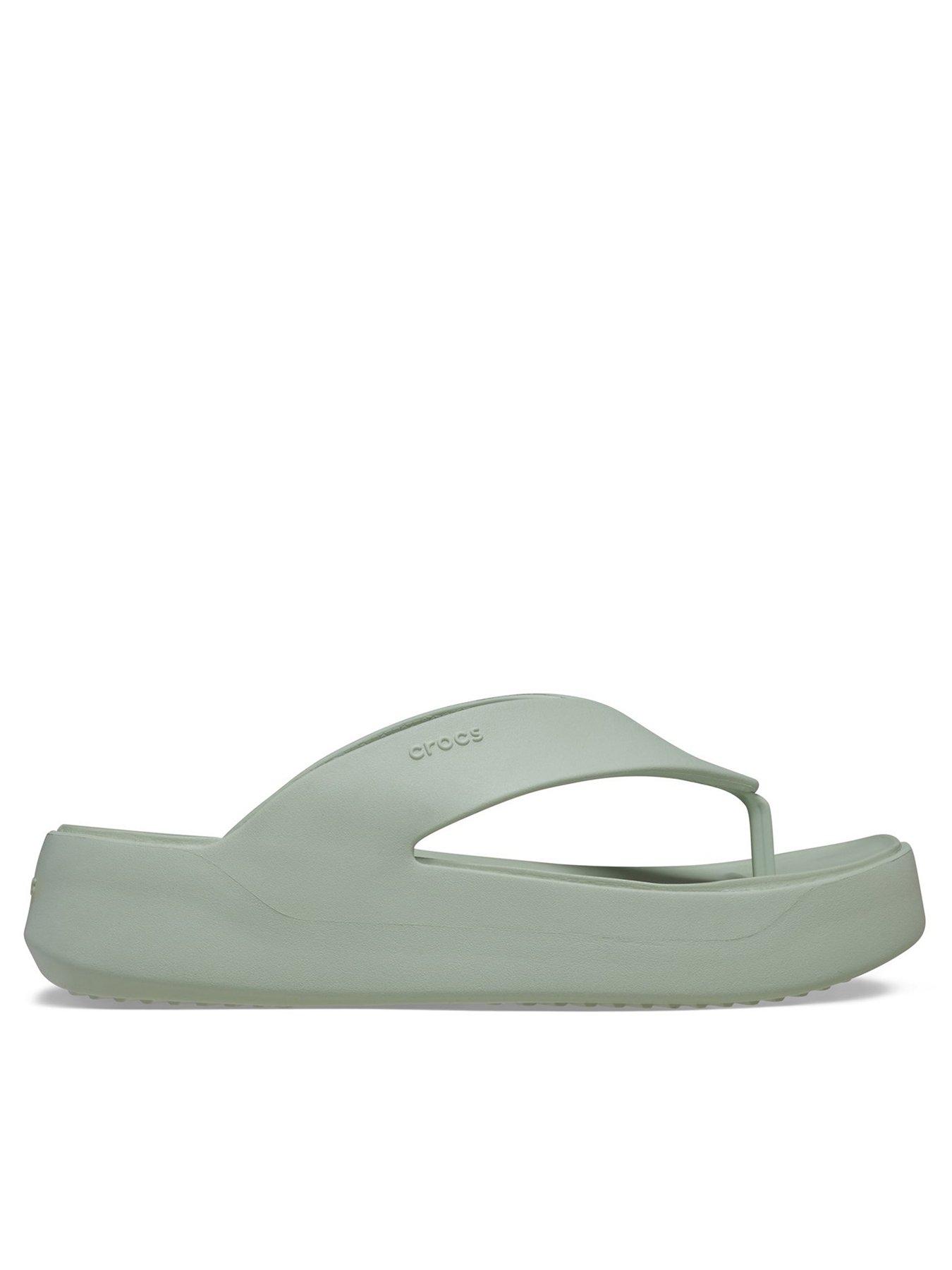 crocs-getaway-platform-flip-sandals-plaster-green