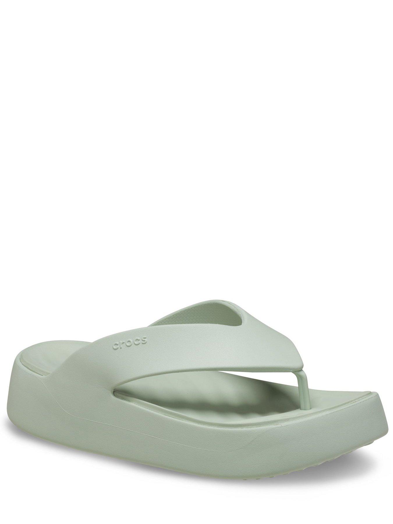 crocs-getaway-platform-flip-sandals-plaster-greenstillFront