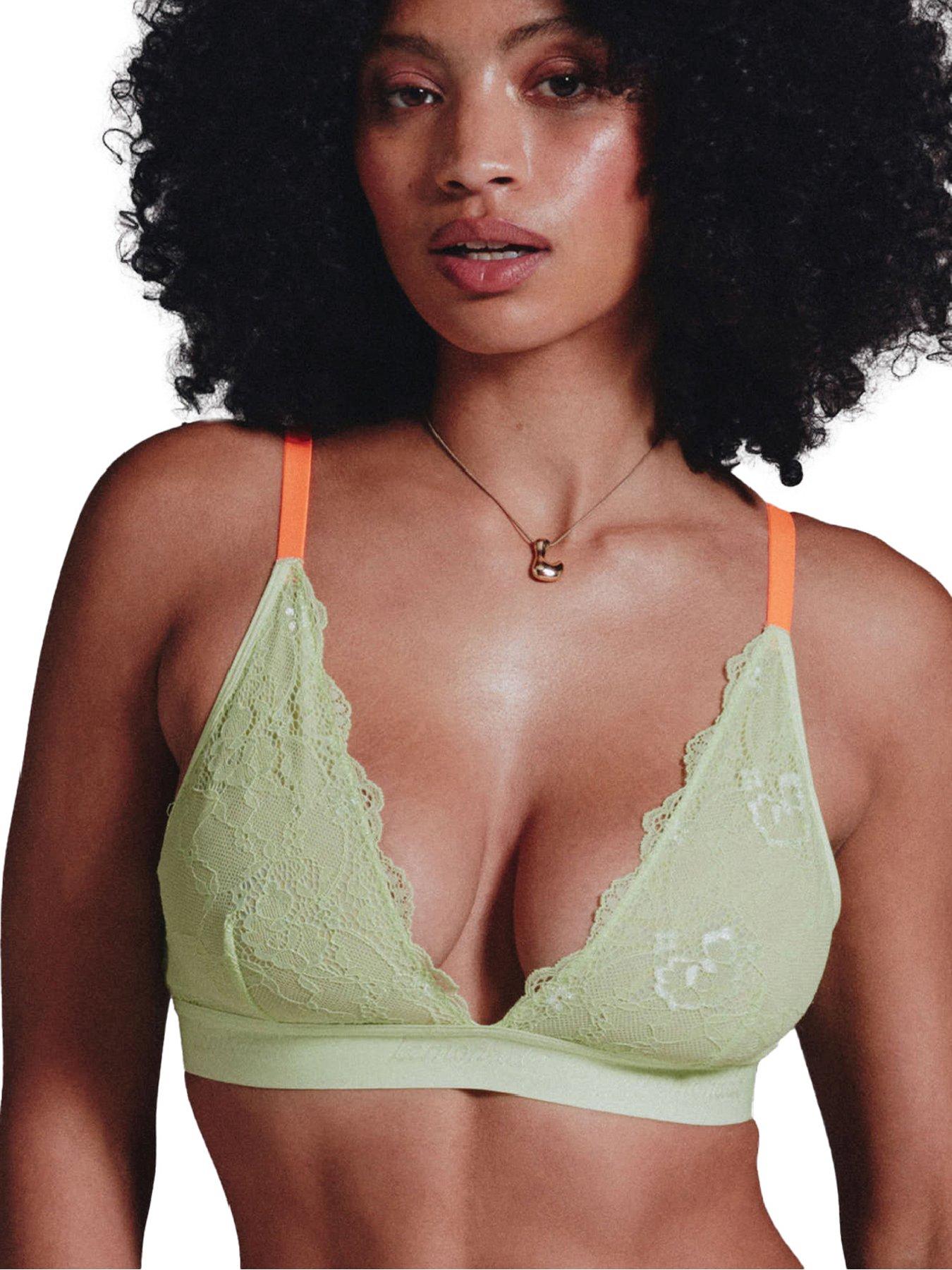 lemonade-lace-bralette-pistachiooutfit