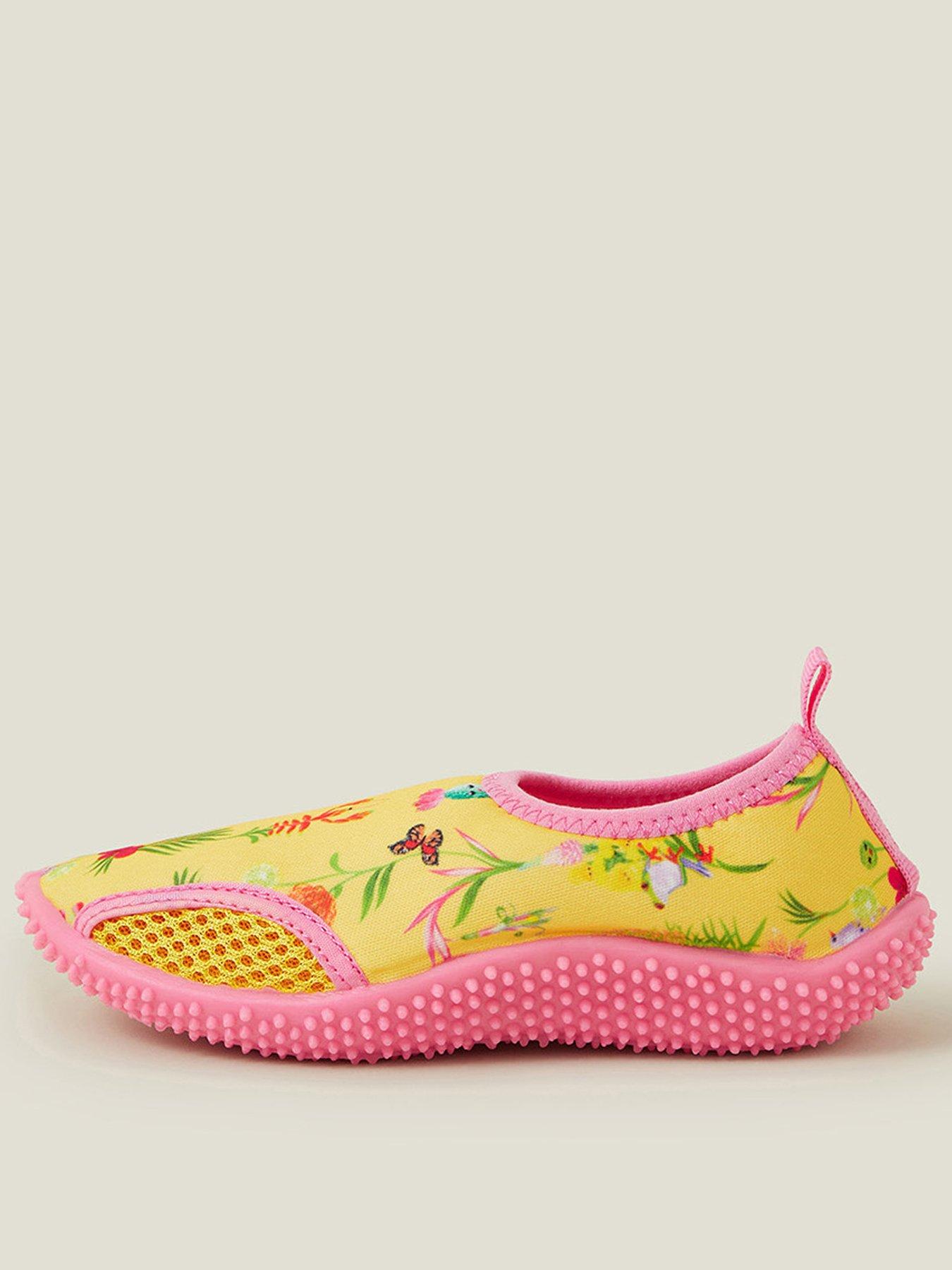 Swimming shoes ireland clearance