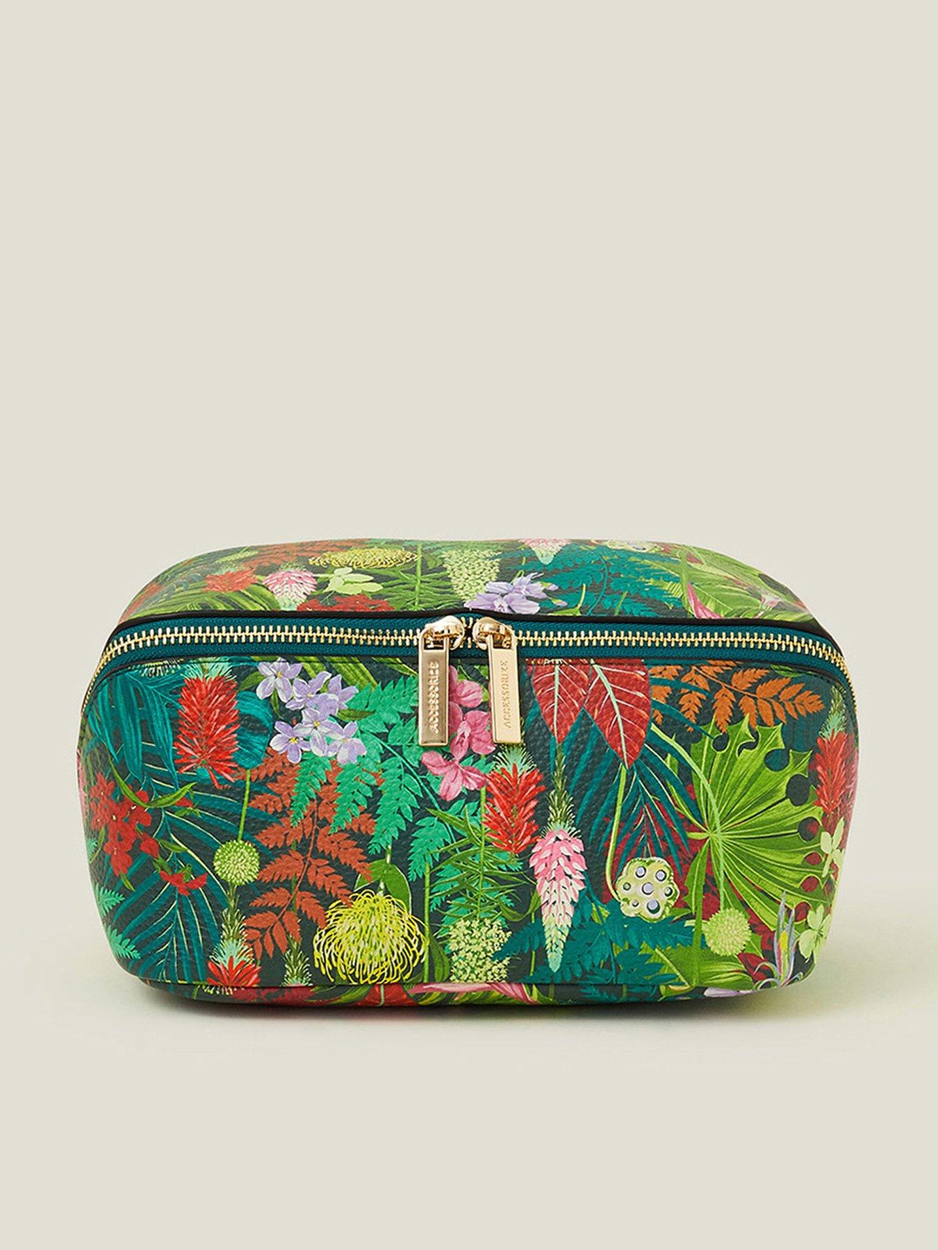 accessorize-t-jungle-washbagfront