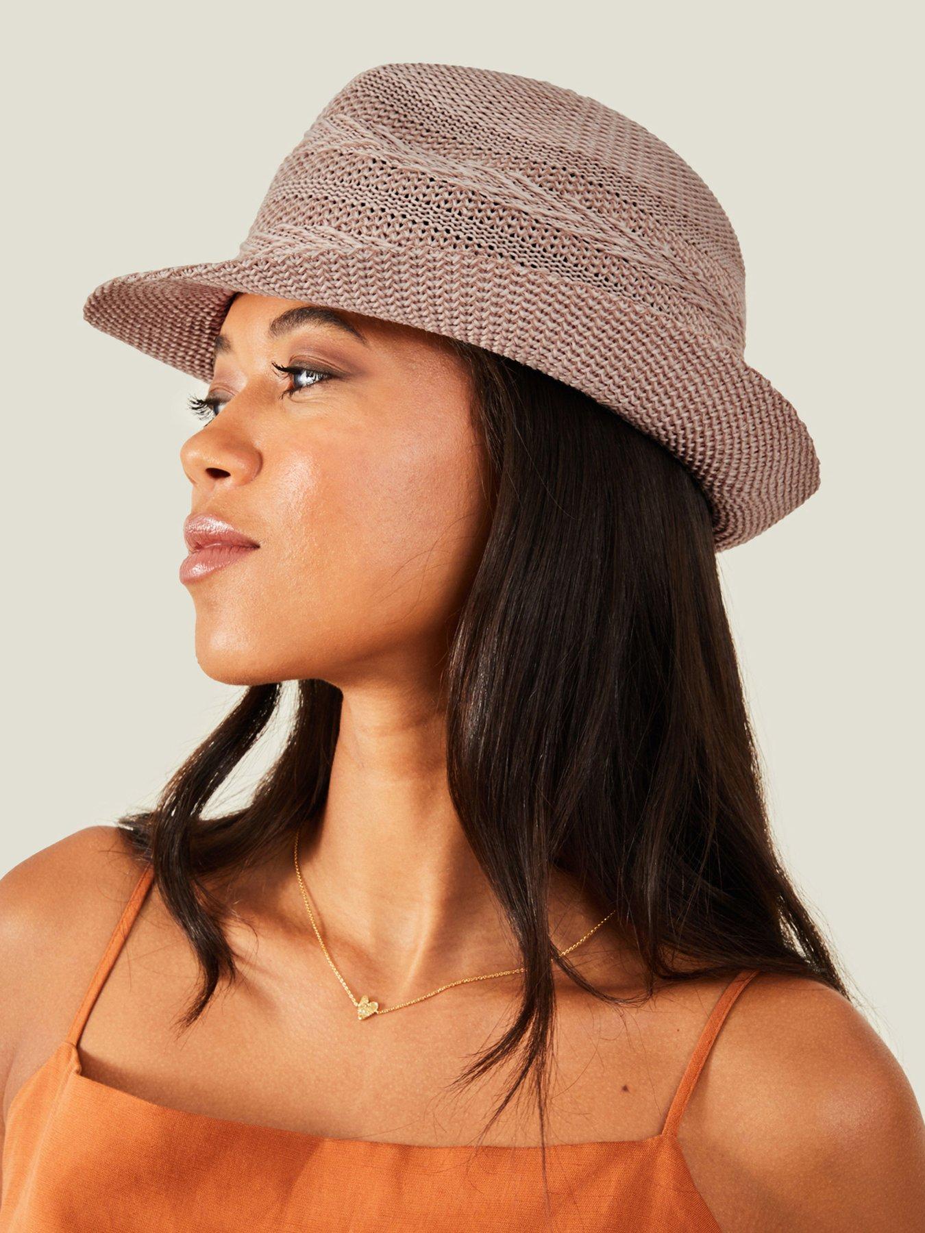 accessorize-packable-trilbystillFront