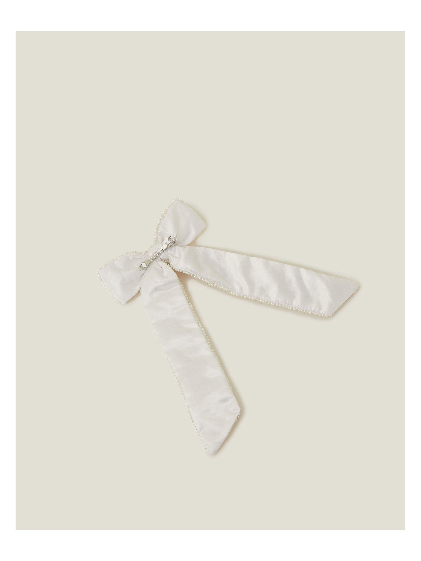 accessorize-statement-pearl-hair-bowback