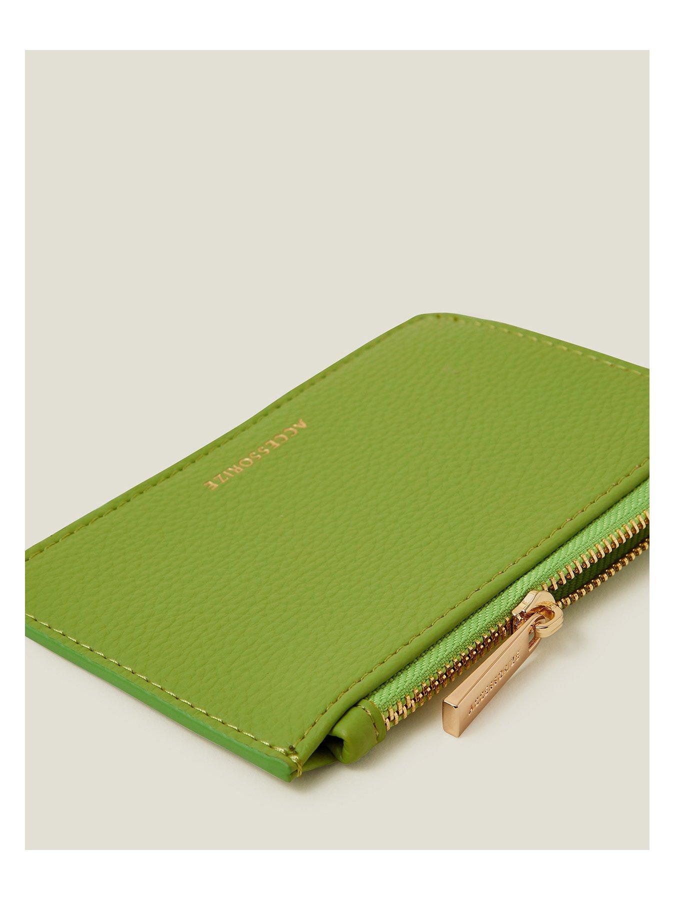 Image 3 of 3 of Accessorize Classic Cardholder