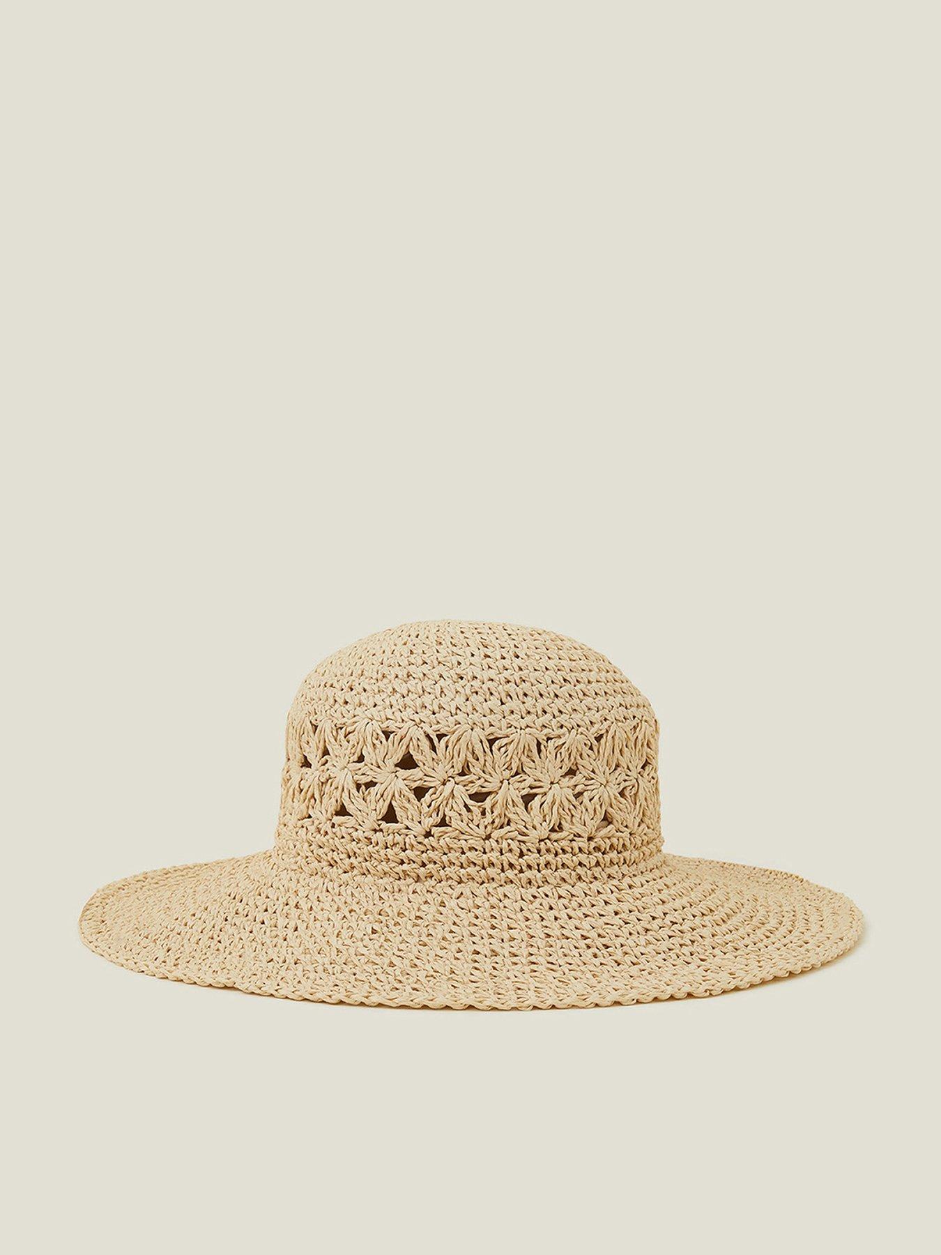 accessorize-loose-weave-floppyfront