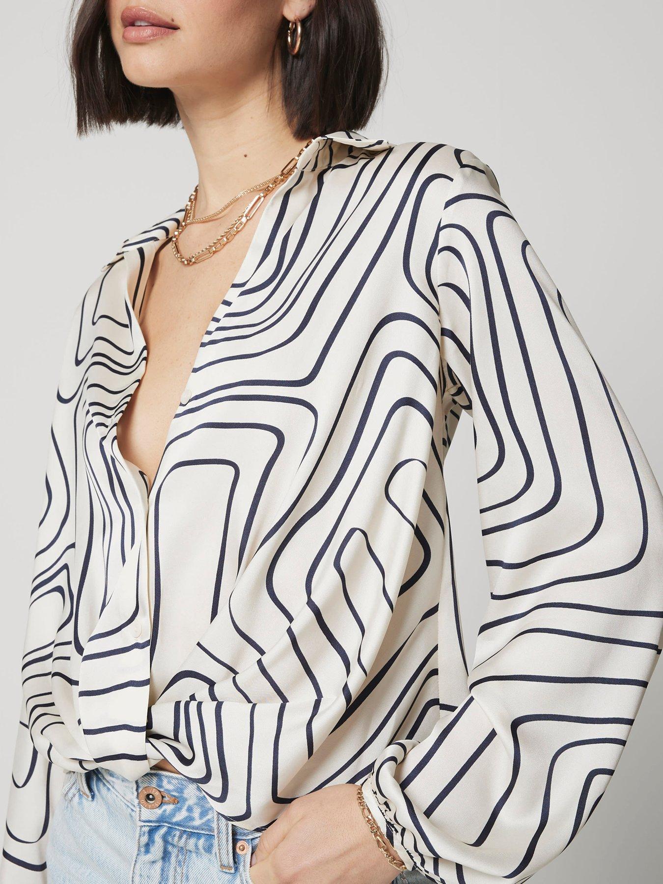 river-island-abstract-print-wrap-shirt-creamoutfit