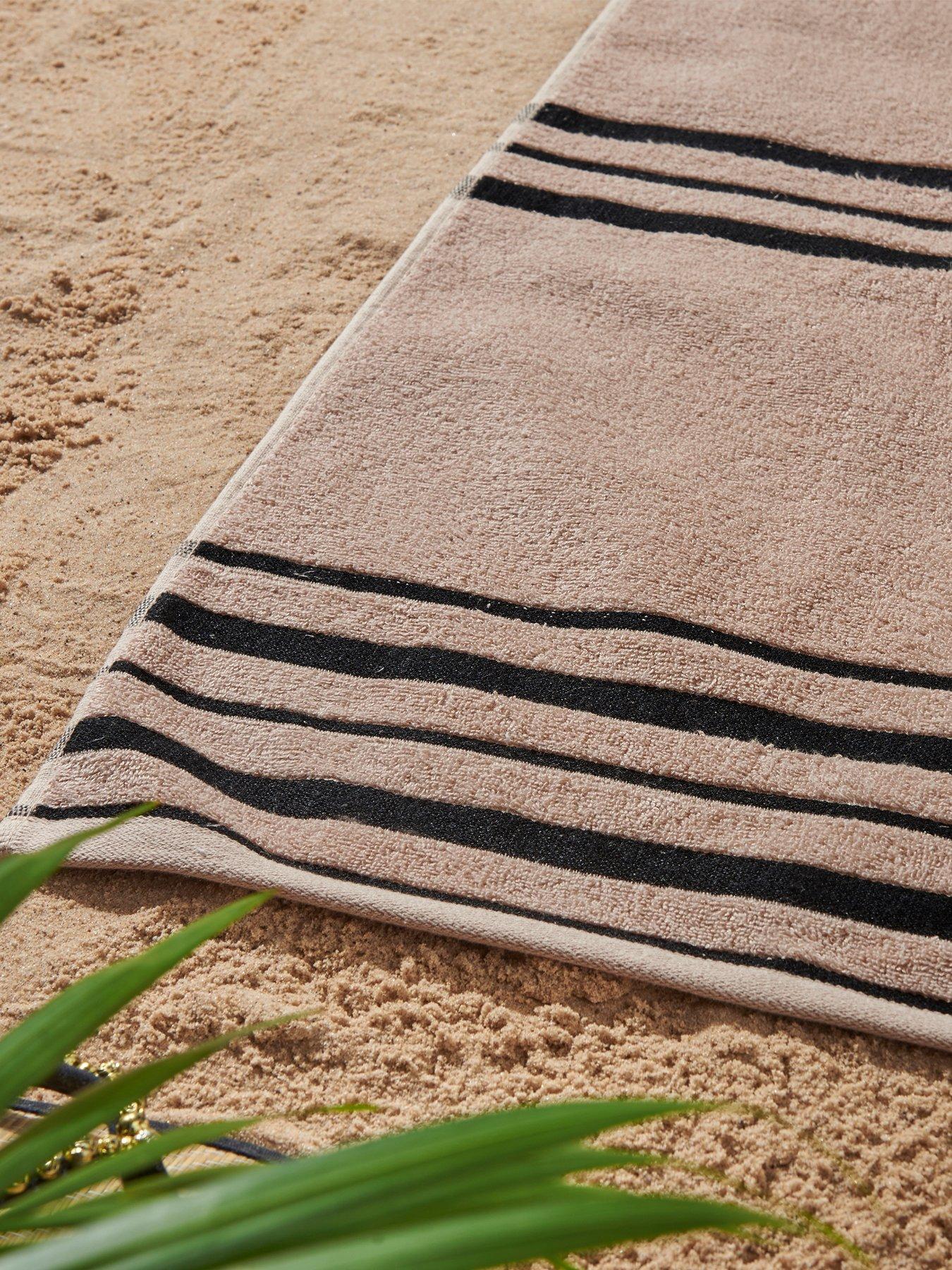 catherine-lansfield-stripe-beach-towel-twin-packoutfit