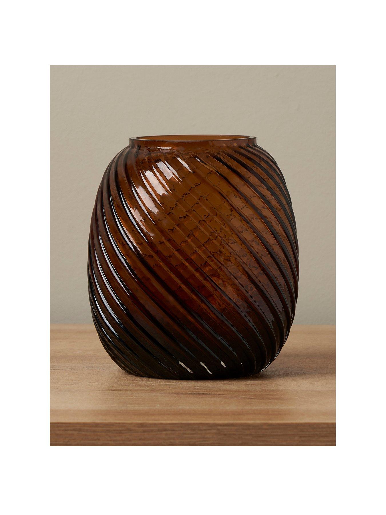 very-home-cognac-ribbed-glass-vase-16cmstillFront