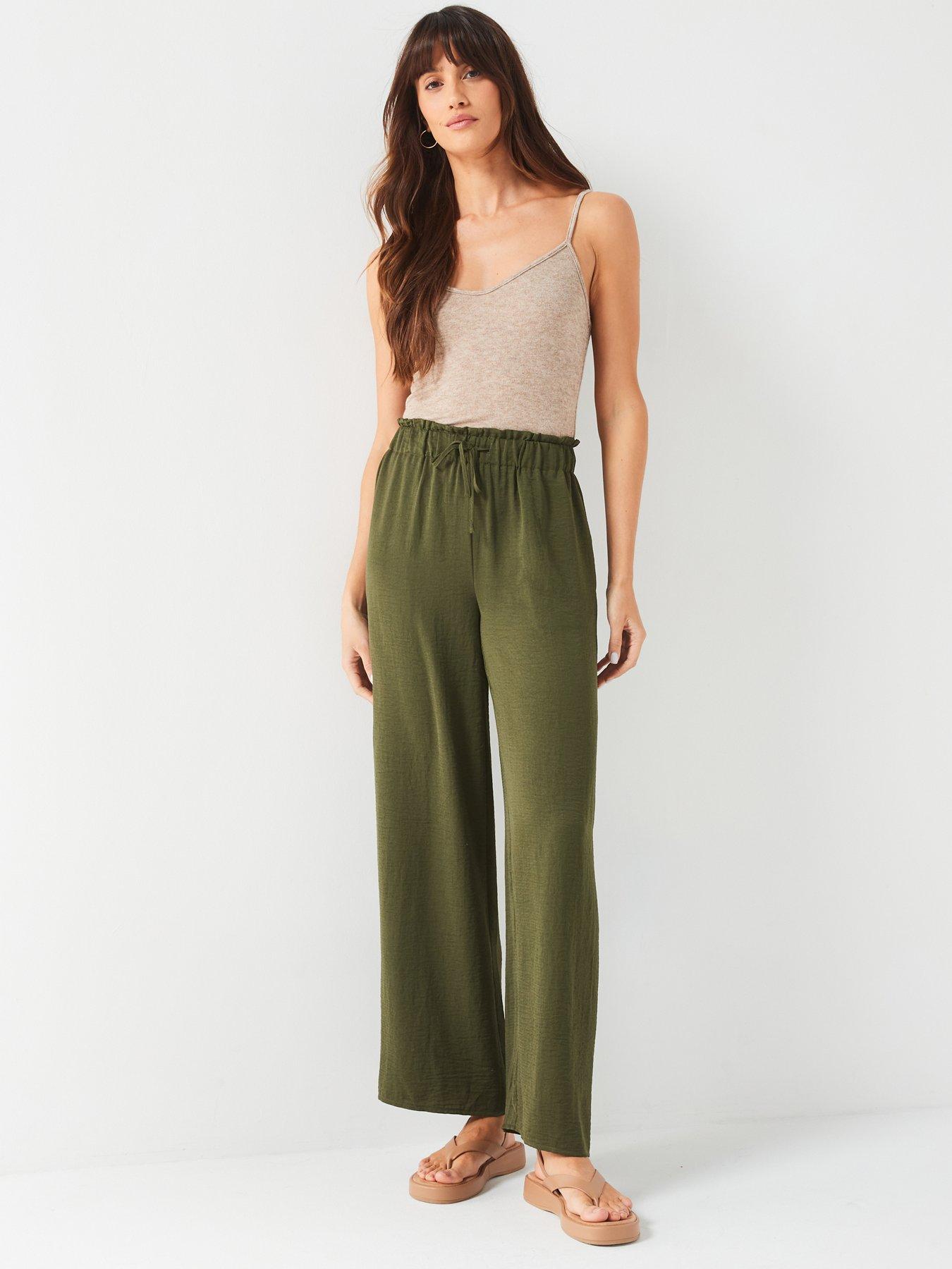 everyday-elasticated-waist-trousers-khakioutfit