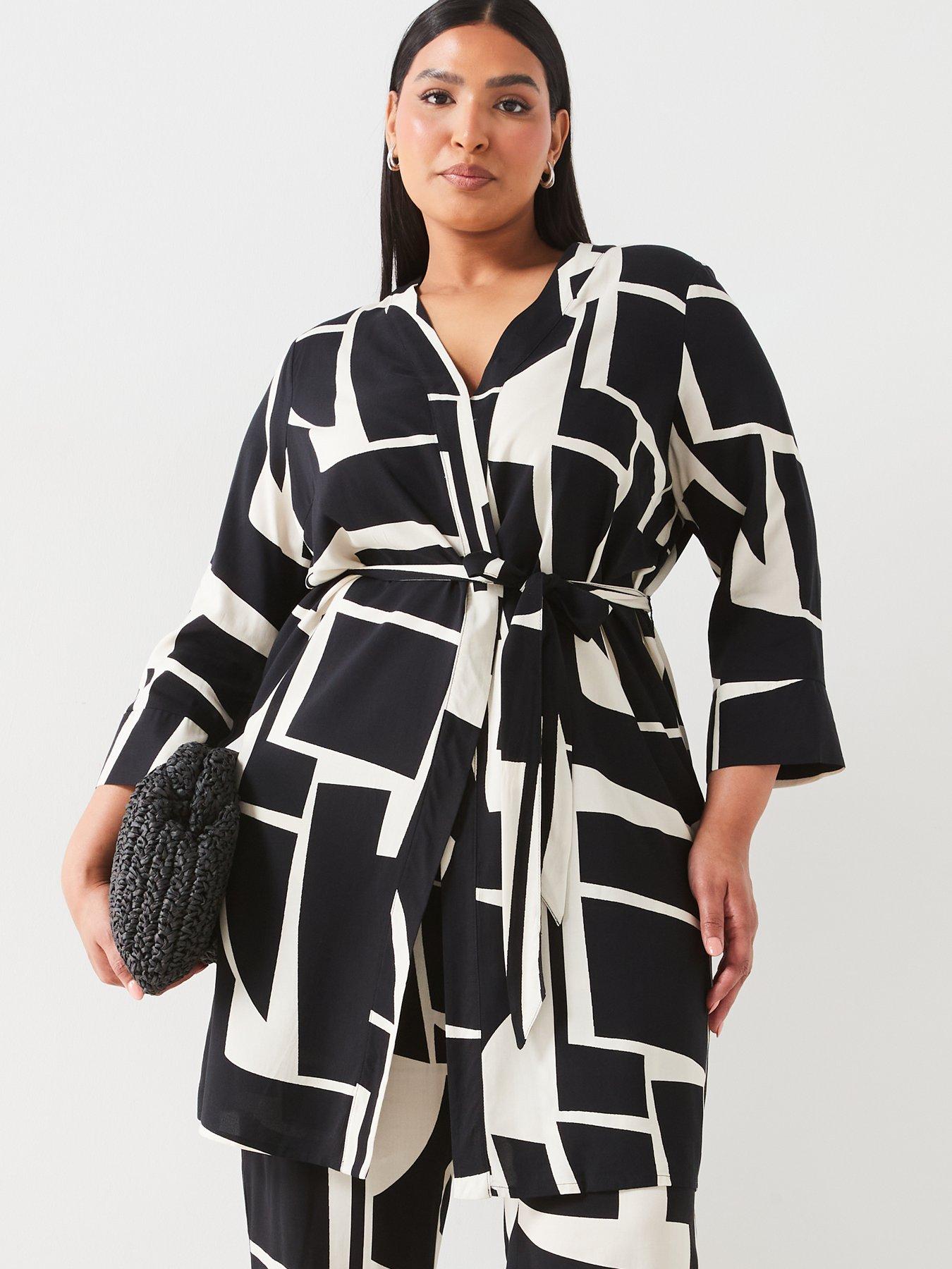 vero-moda-curve-curve-printed-kimono-wrap-top-blackoutfit