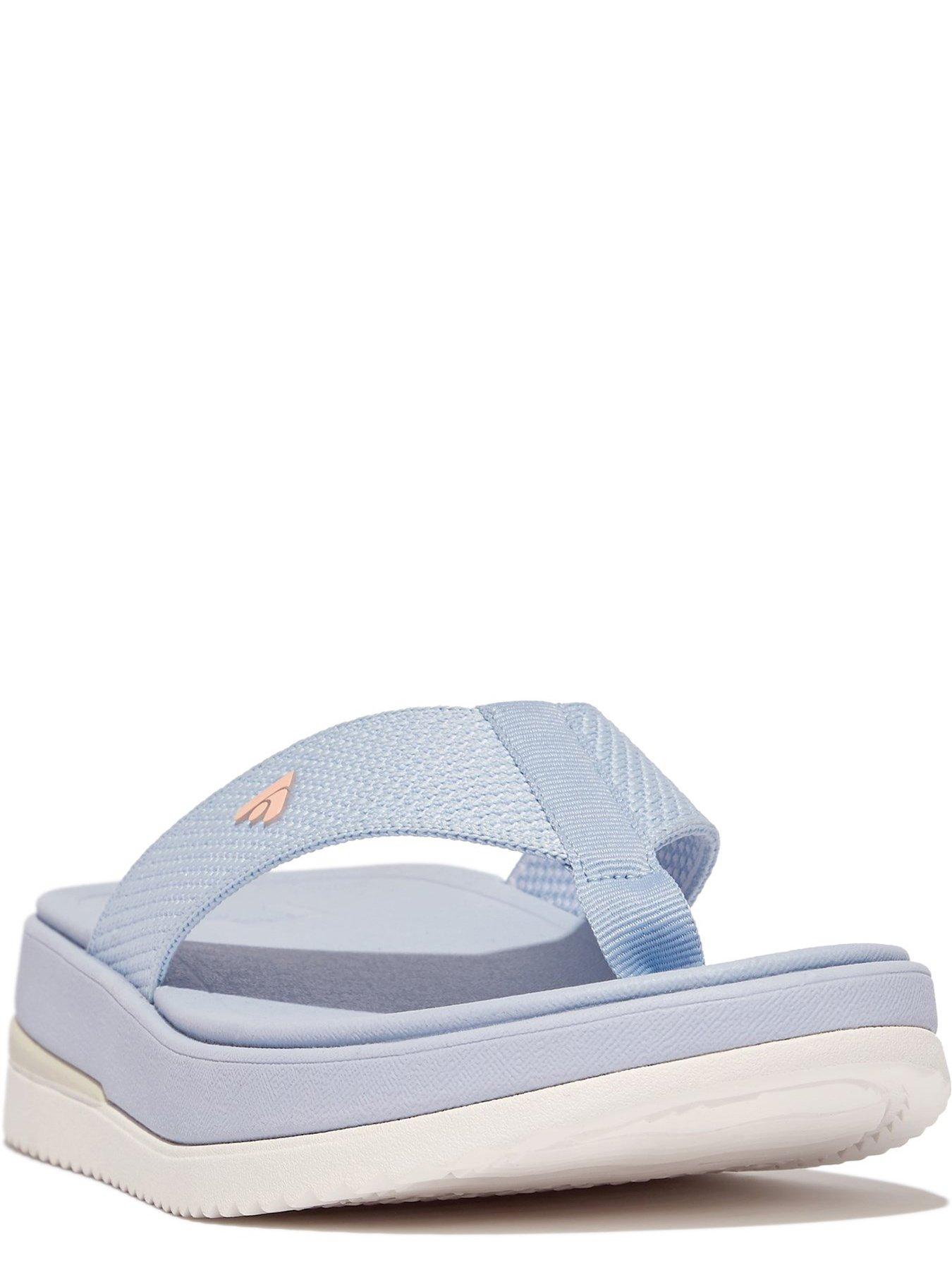 fitflop-fitflop-surff-2-tone-microwobbleboard-toe-post-sandals-skywash-bluestillFront