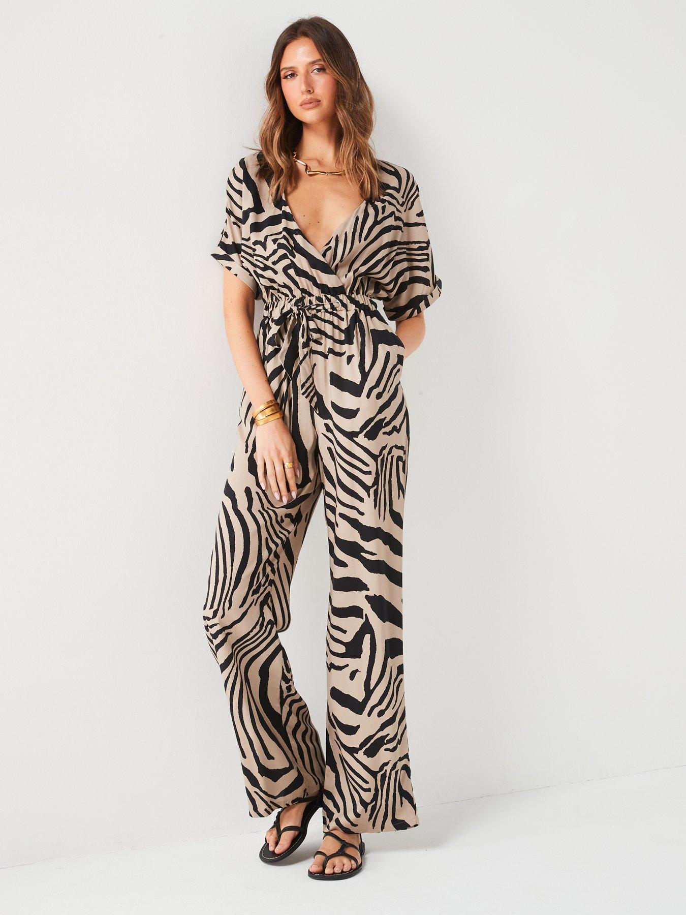 everyday-printednbspwrapnbspjumpsuit-monodetail