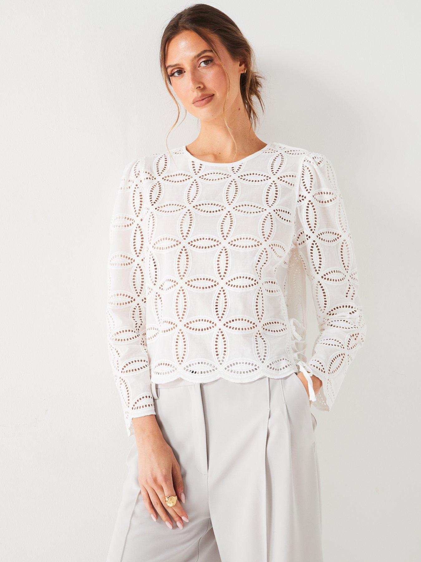 v-by-very-broderie-scallop-trimnbspblouse-white