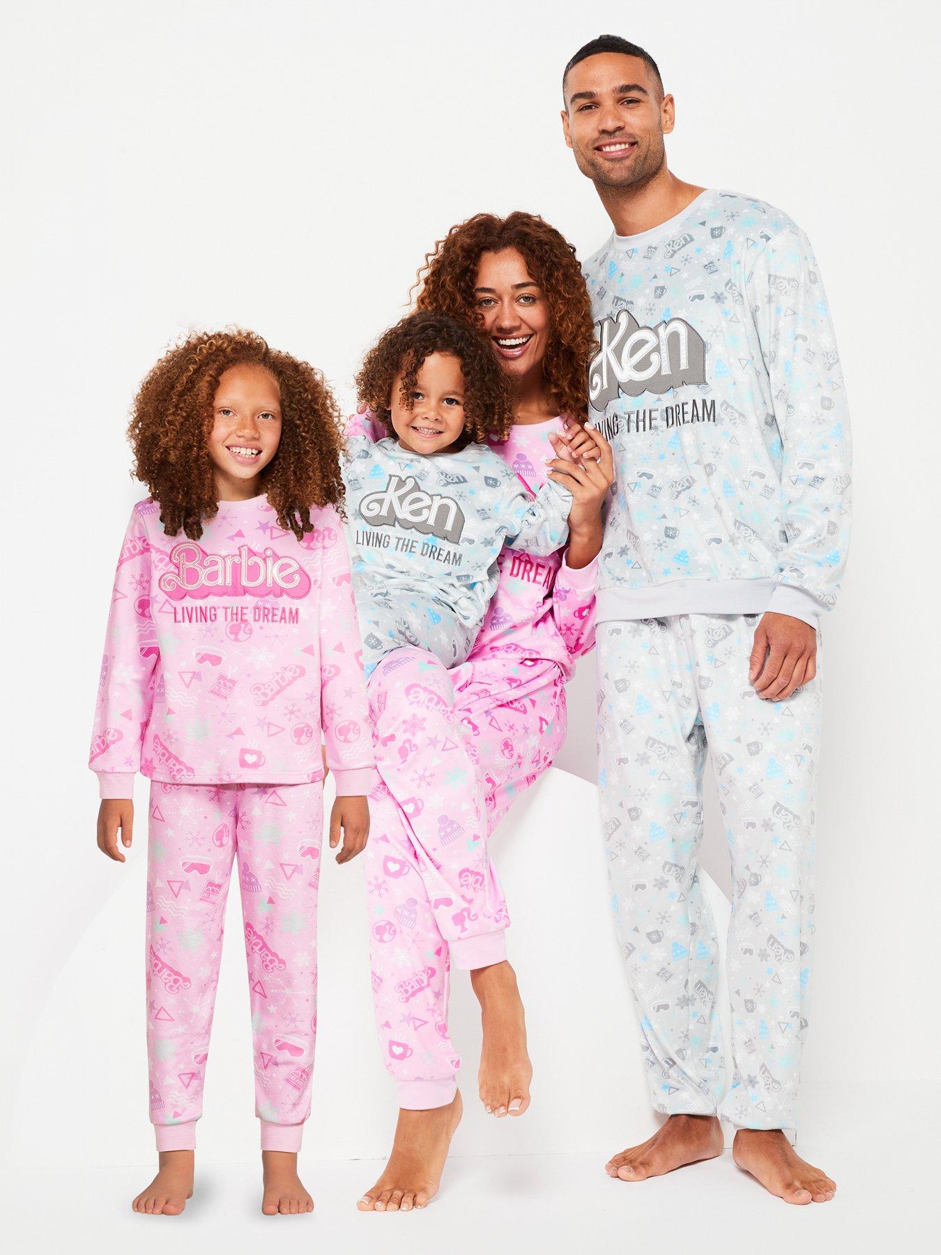 barbie-girls-barbie-family-christmas-pyjama-pink