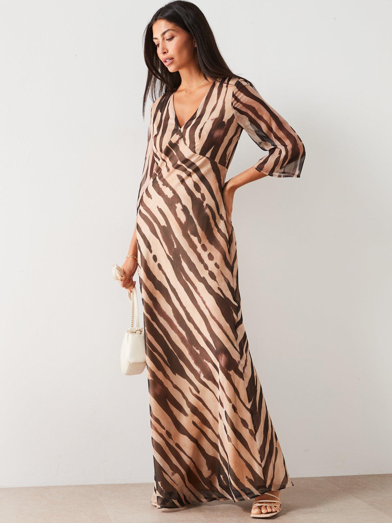 v-by-very-printed-georgette-maxi-dress-animal-printdetail