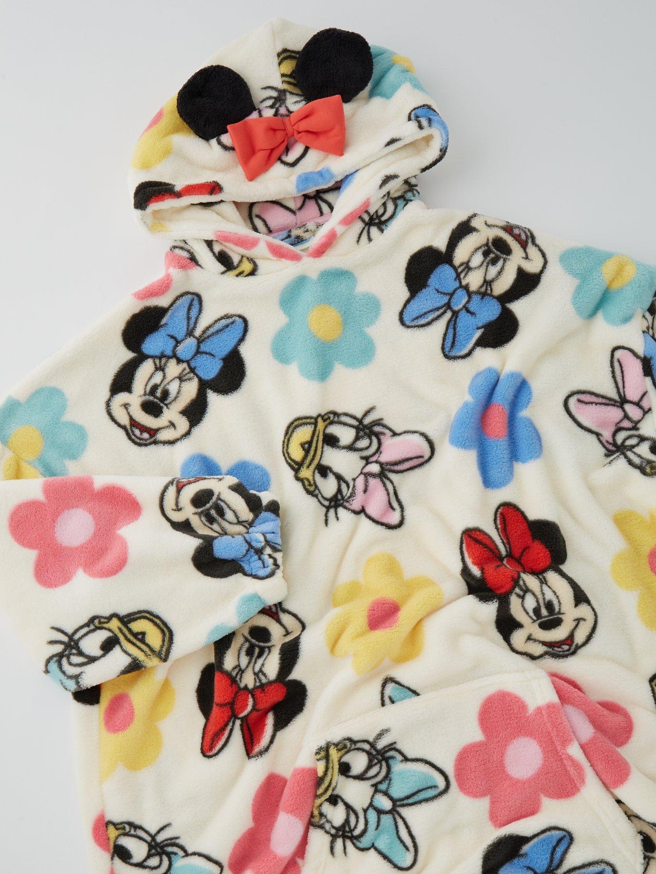 minnie-mouse-disney-minnie-mouse-all-over-print-fleece-hooded-blanketdetail