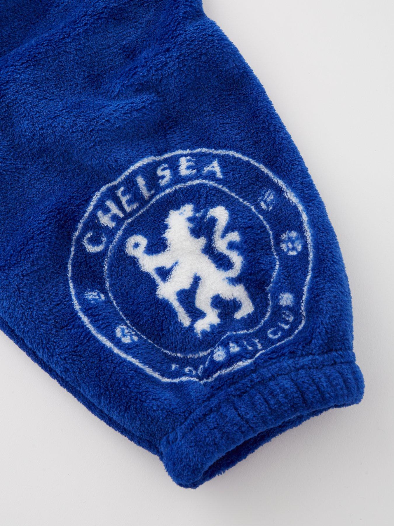 chelsea-football-fleece-hooded-blanket-bluedetail