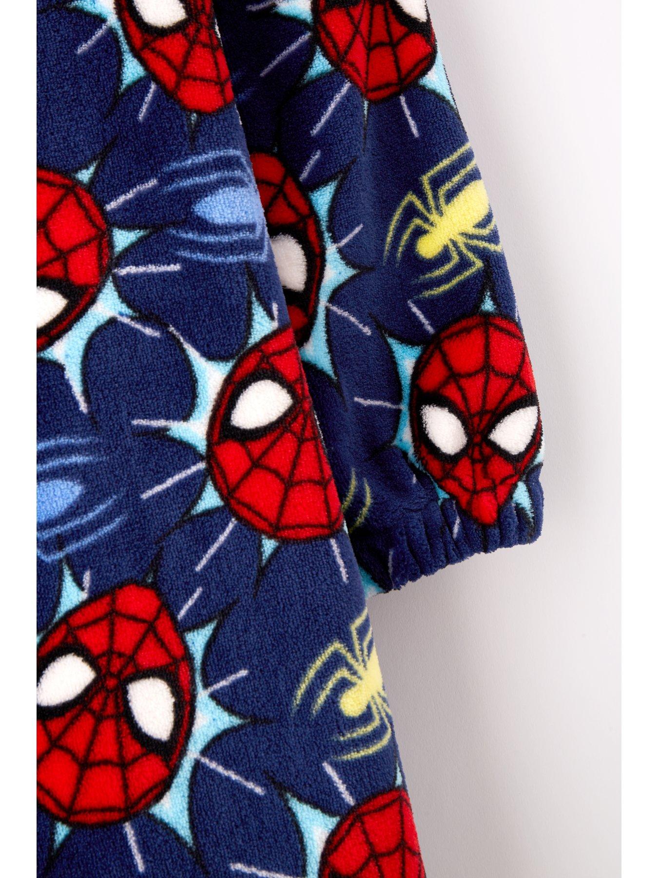 spiderman-spiderman-fleece-hooded-blanketdetail