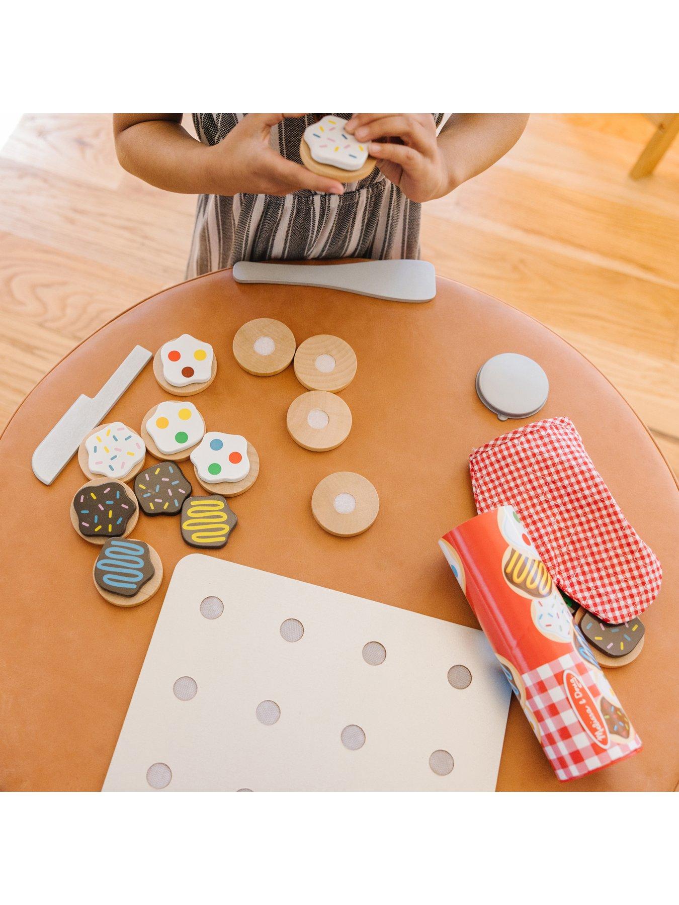 Image 6 of 8 of Melissa & Doug Slice and Bake Cookie Set